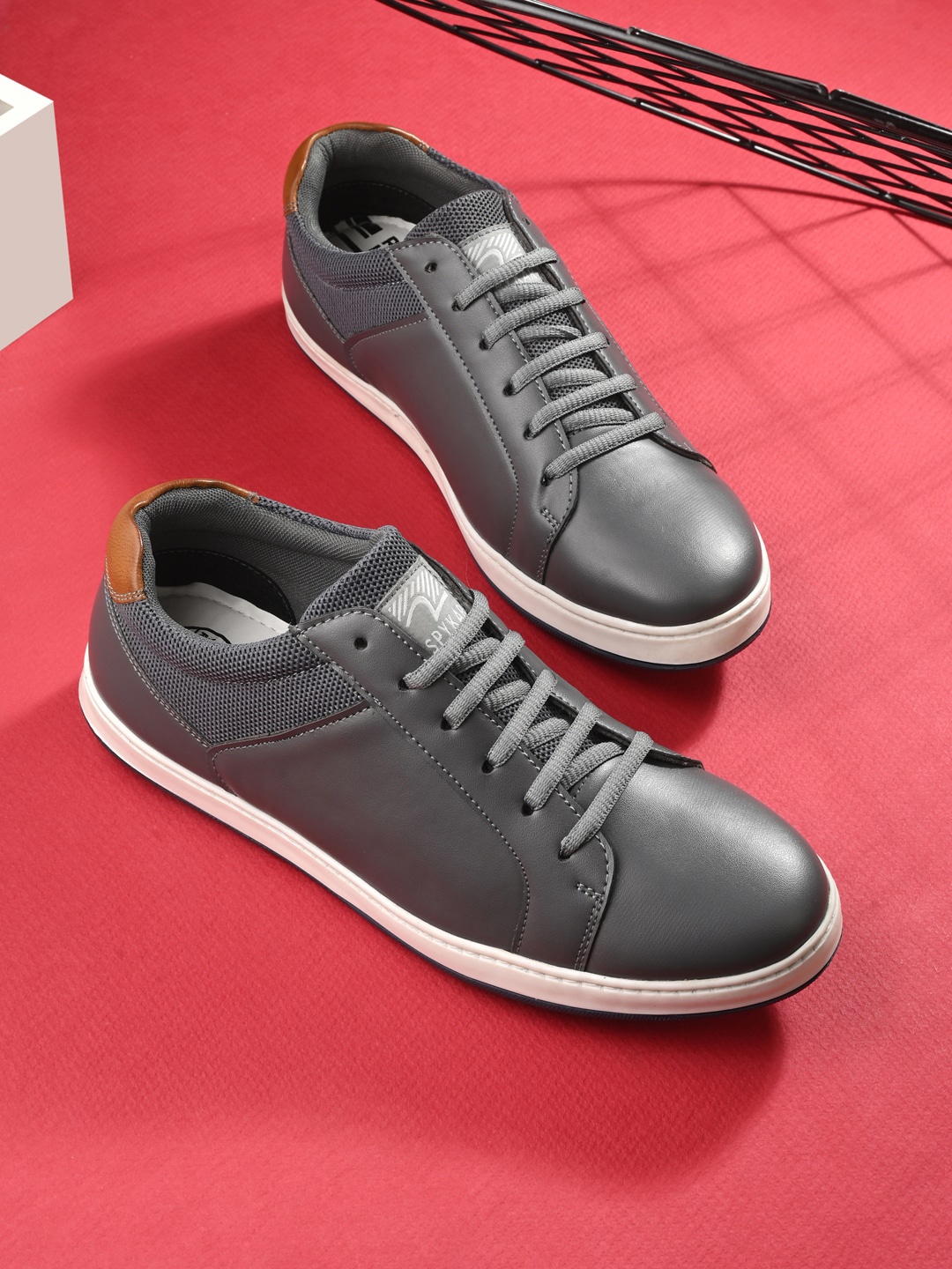 

SPYKAR Men Lace-Ups Comfort Insole Sneakers, Grey