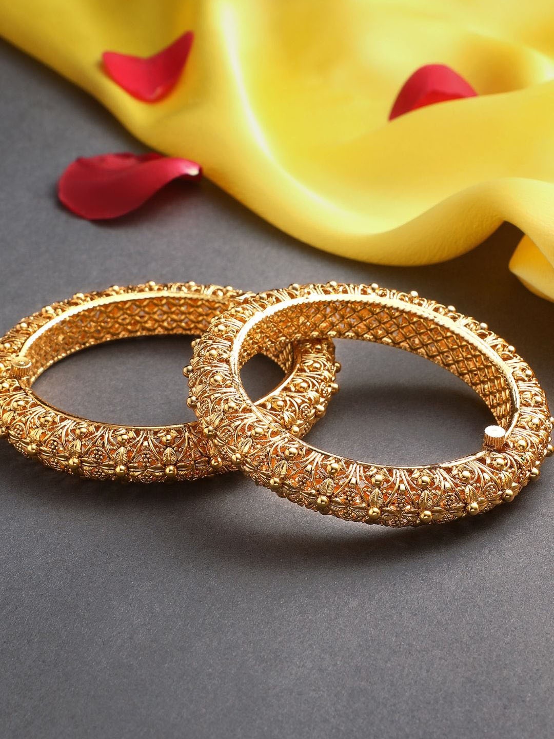 

AccessHer Set Of 2 Gold-Plated Antique Bangles
