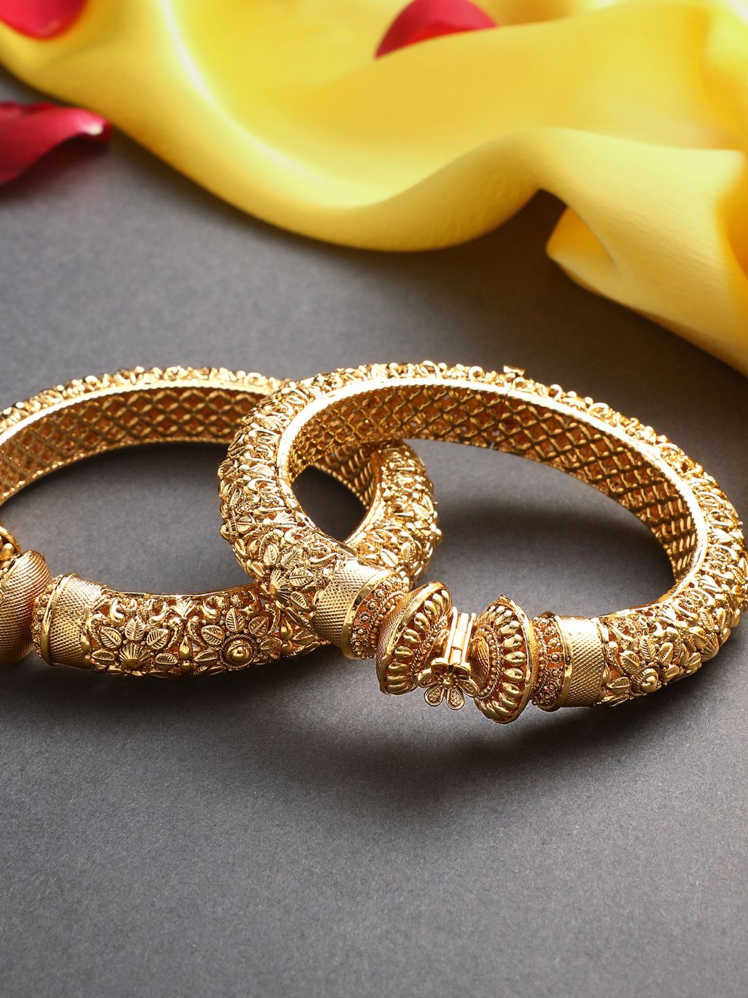 

AccessHer Set of 2 Gold Plated Stone Studded Bangles