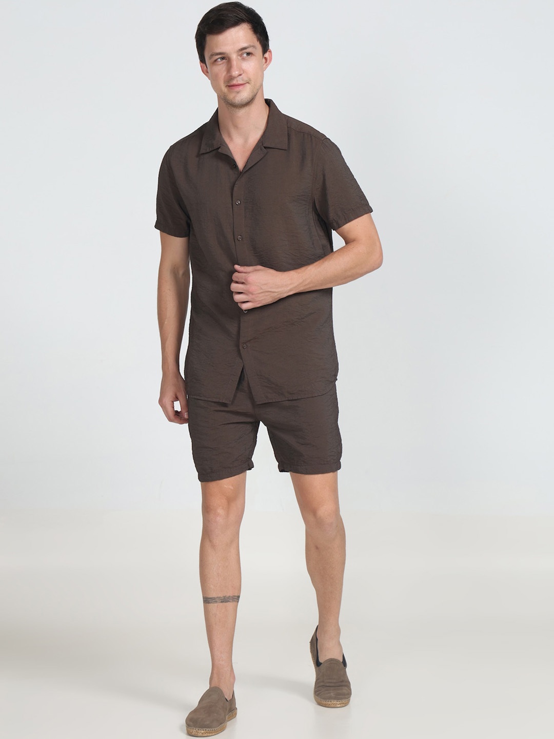 

POE Spread Collar Shirt With Shorts Co-Ords, Coffee brown