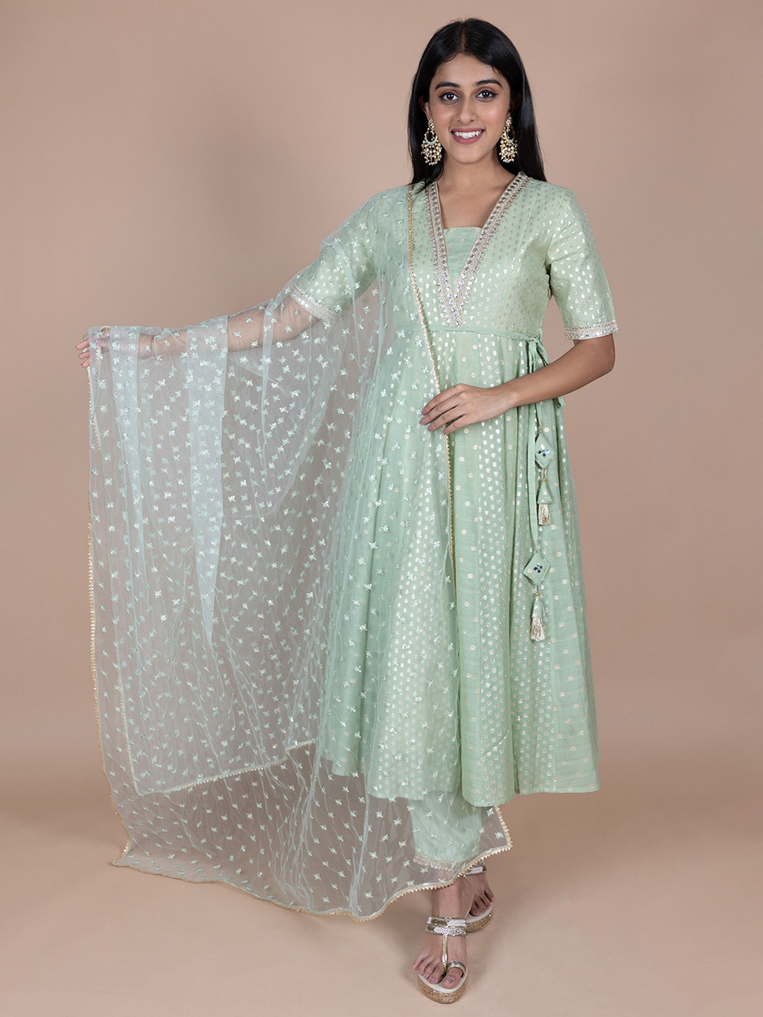 

KASYA Ethnic Motifs Embroidered Net Dupatta with Gotta Patti, Green
