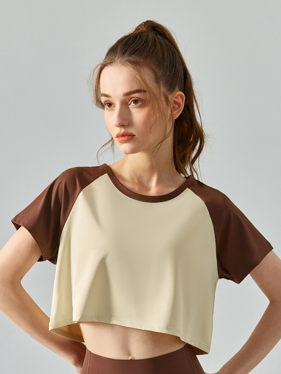 

JC Collection Raglan Sleeves Crop T-Shirt, Beige