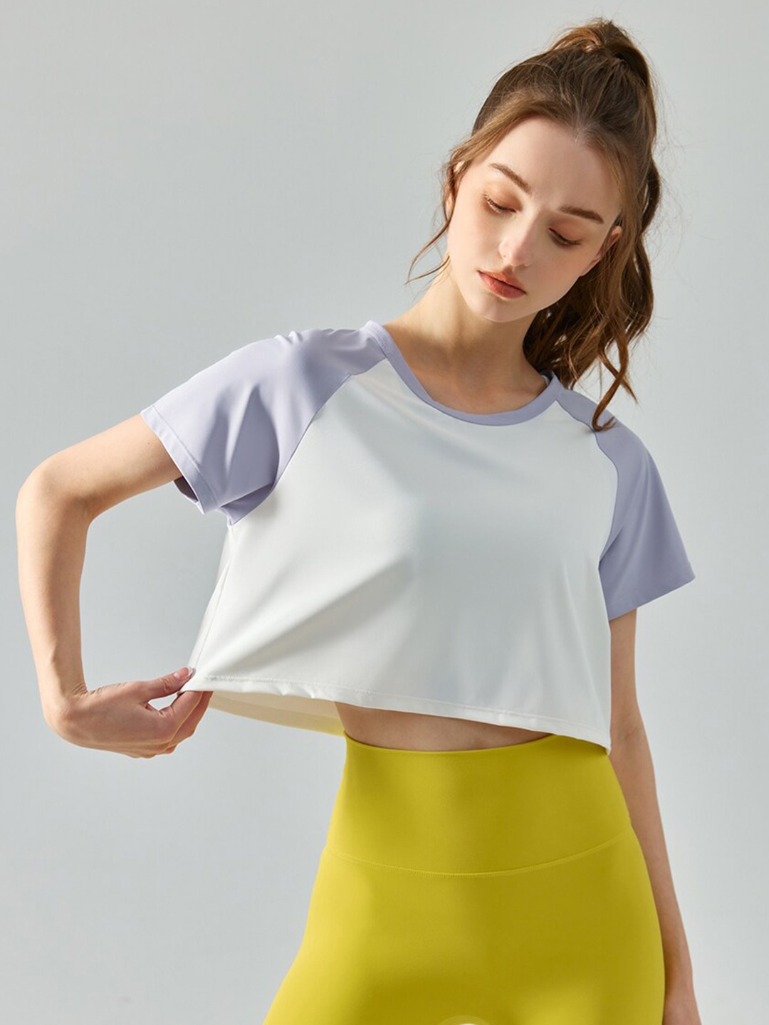 

JC Collection Colourblocked Round Neck Short Sleeves Crop Boxy T-shirt, White