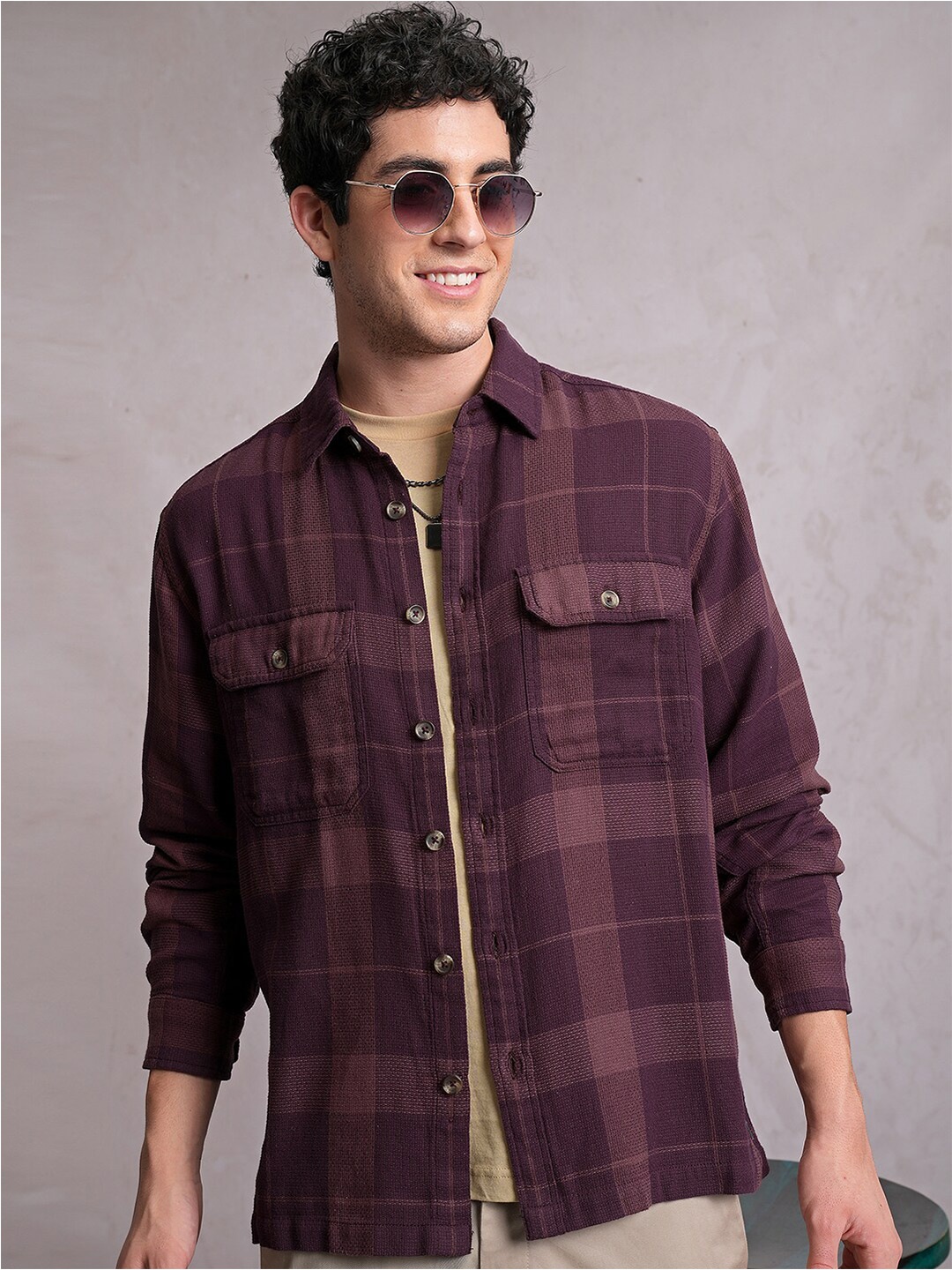 

LOCOMOTIVE Dobby Textured Checked Utility Pocket Over Shirt, Burgundy