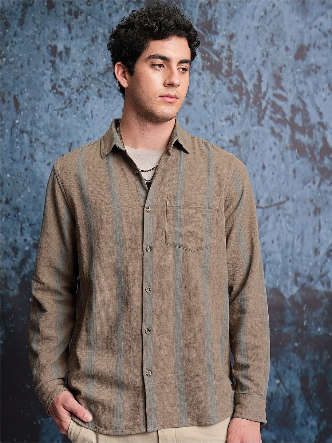 

LOCOMOTIVE Mock Lino Dobby Textured Striper Regular Shirt, Khaki