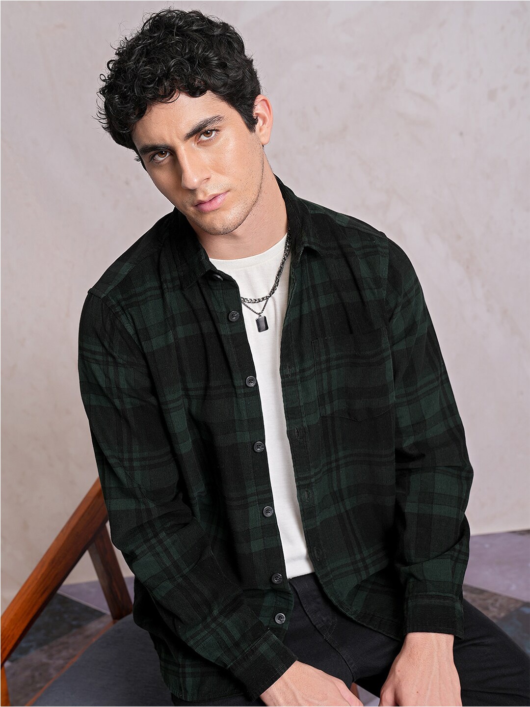 

Locomotive Men Black/Green Corduroy Checked Regular Shirt