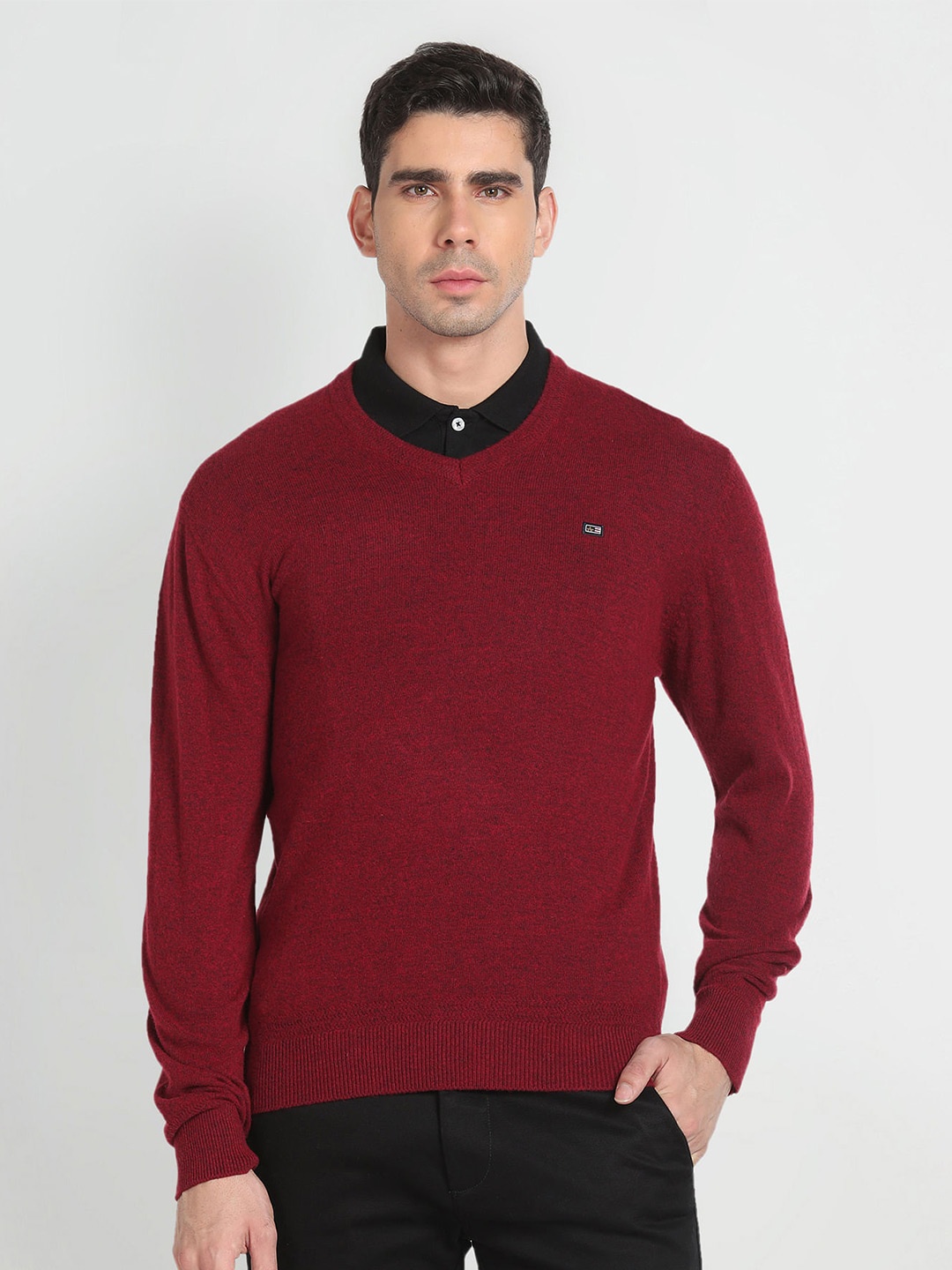

Arrow Sport V-Neck Woollen Pullover, Red