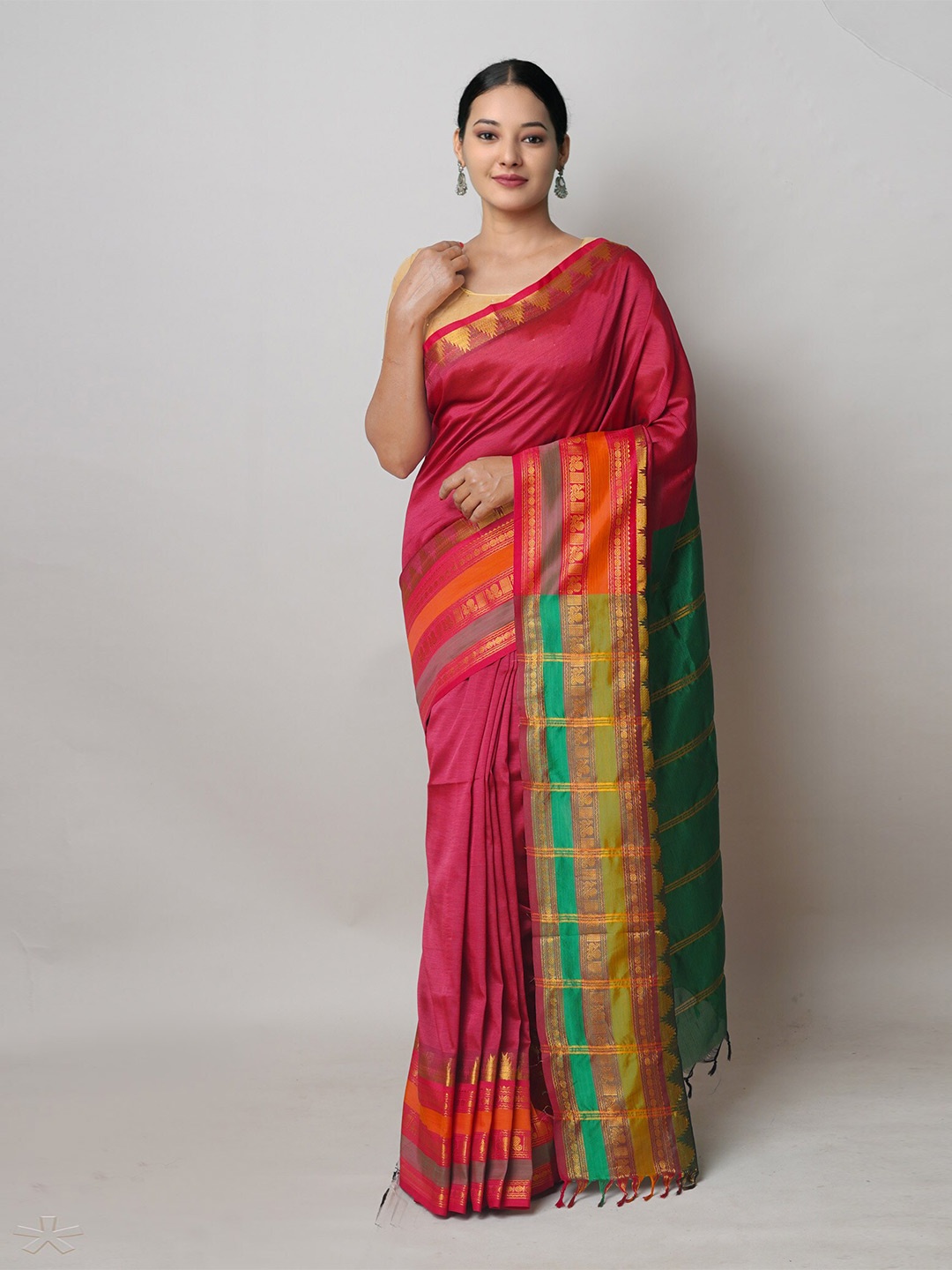 

Unnati Silks Pure Silk Handloom Narayan Peth Saree, Maroon