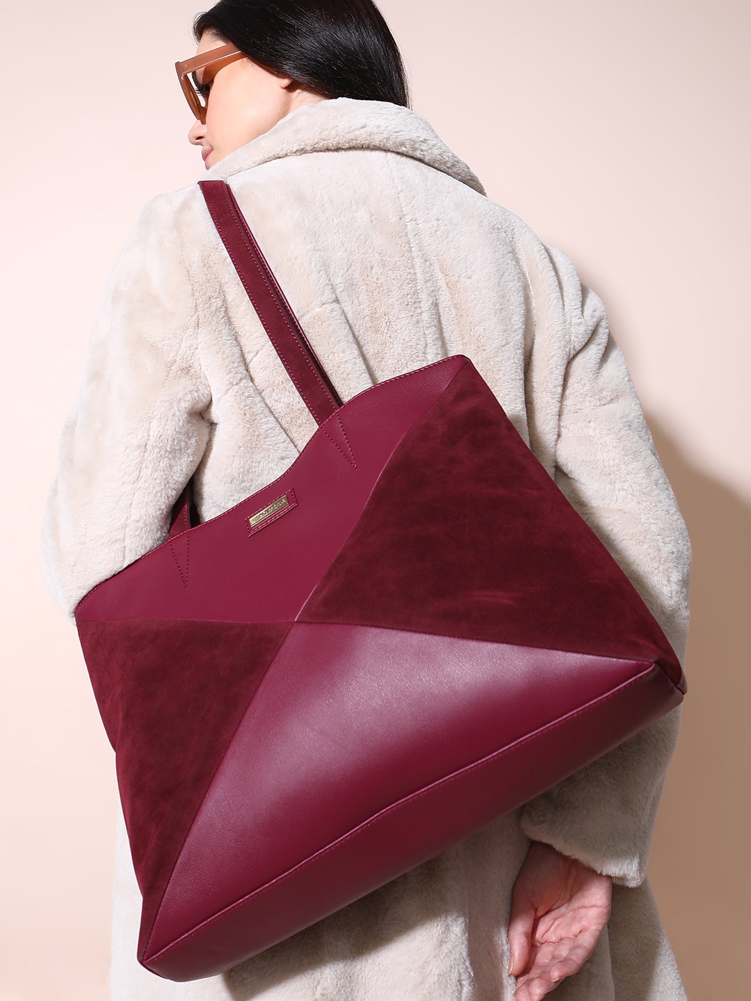 

Vero Moda Textured Oversized Shopper Tote Bag, Maroon