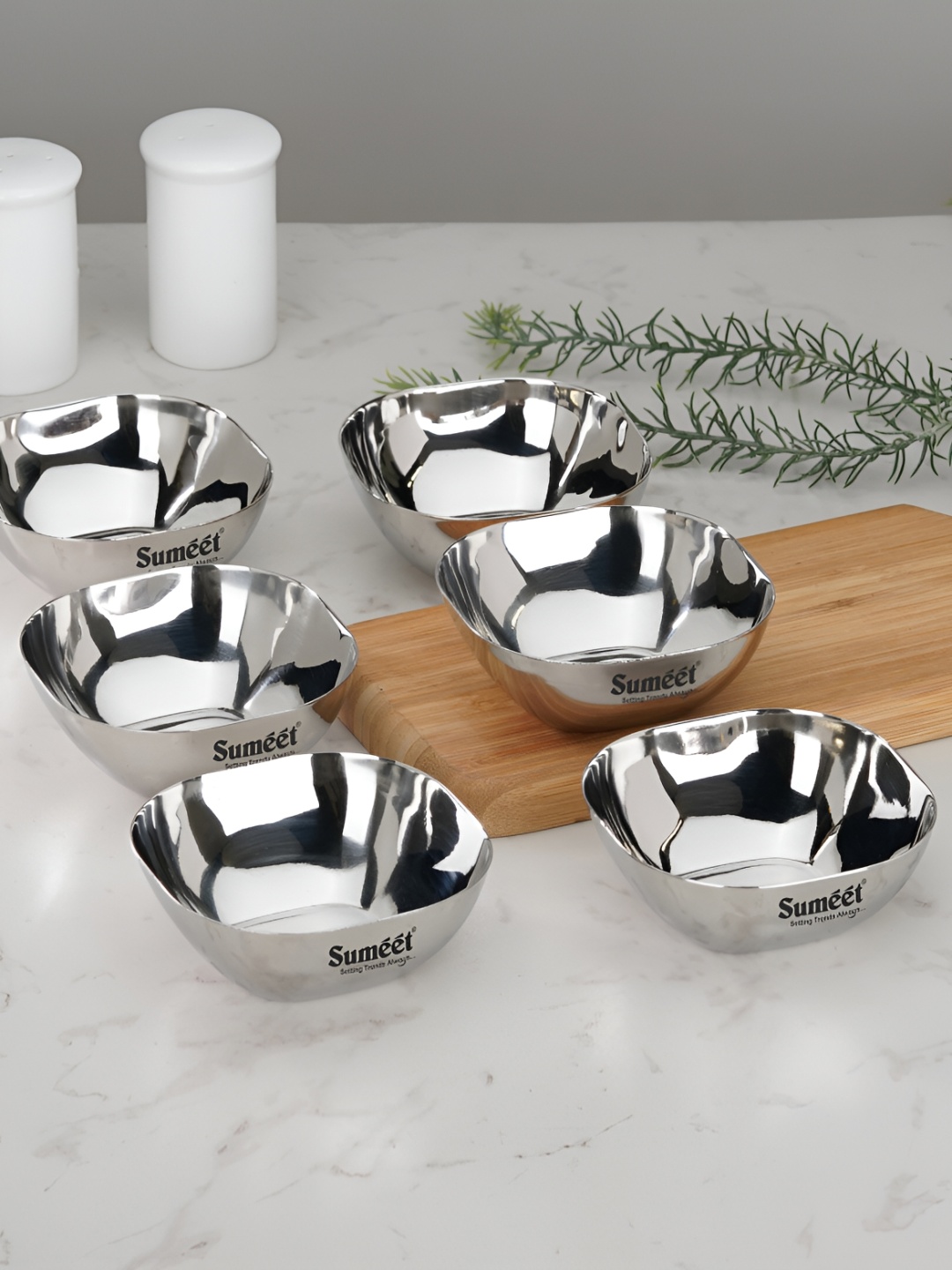 

Sumeet Silver-Toned & 6 Pieces Solid Stainless Steel Glossy Bowls