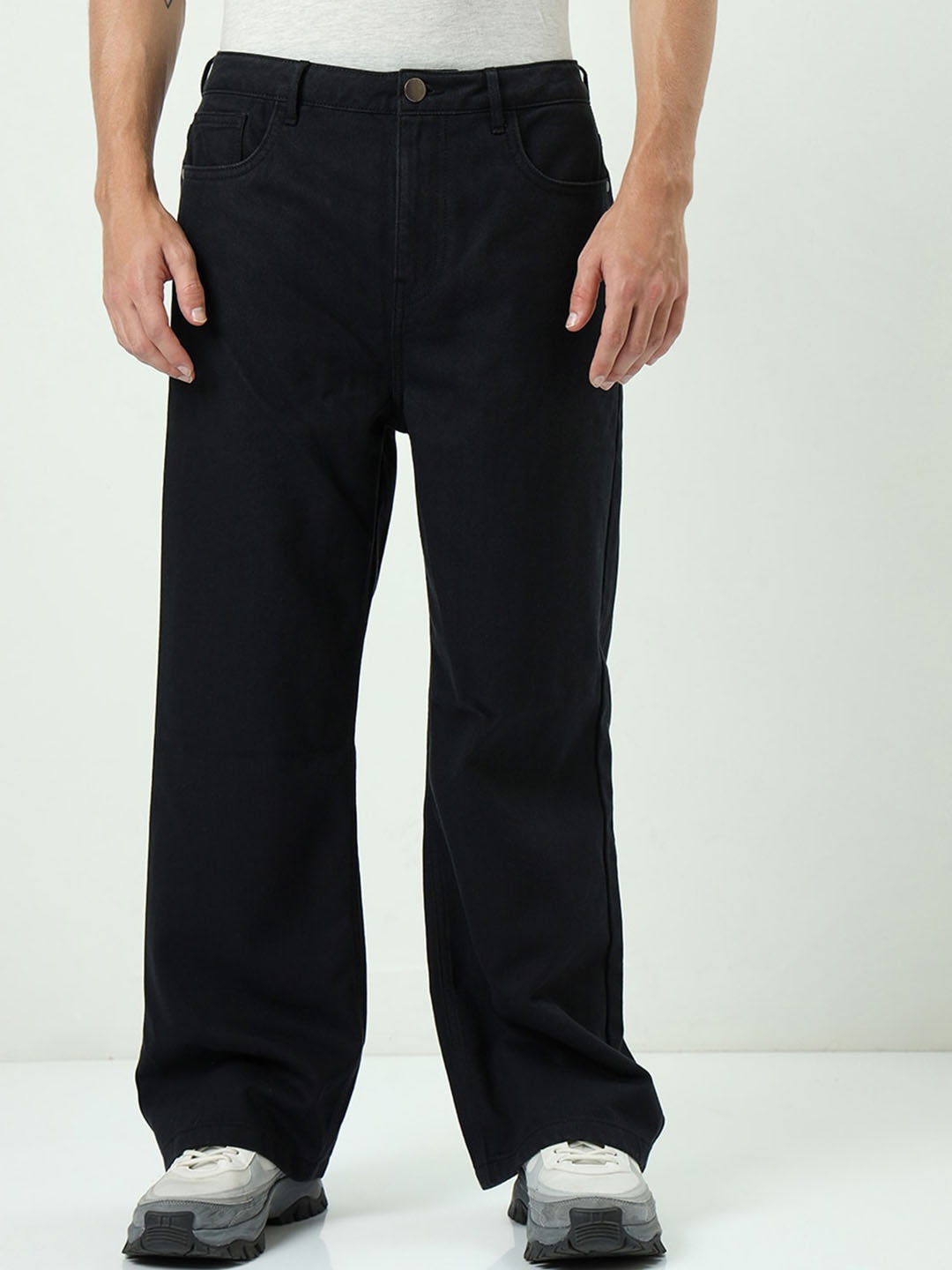 

Bewakoof Men Baggy Straight Fit High-Rise Clean Look Cotton Jeans, Black