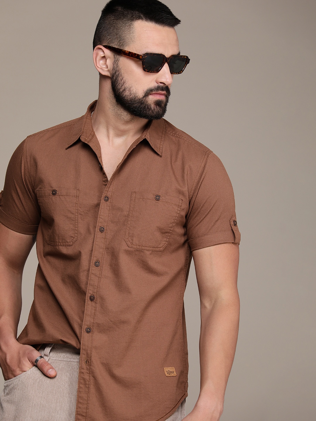 

Roadster Men Relaxed Textured Roll-Up Sleeves Pure Cotton Casual Shirt, Brown