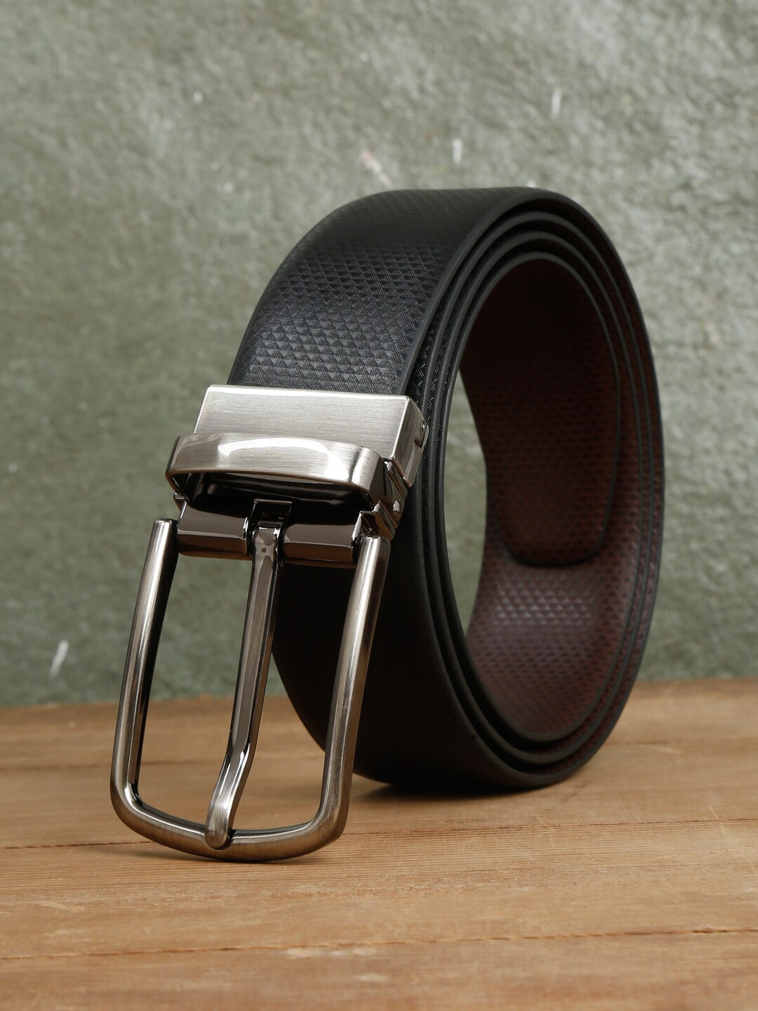 

Apsis Men Textured Reversible Formal Belt, Black