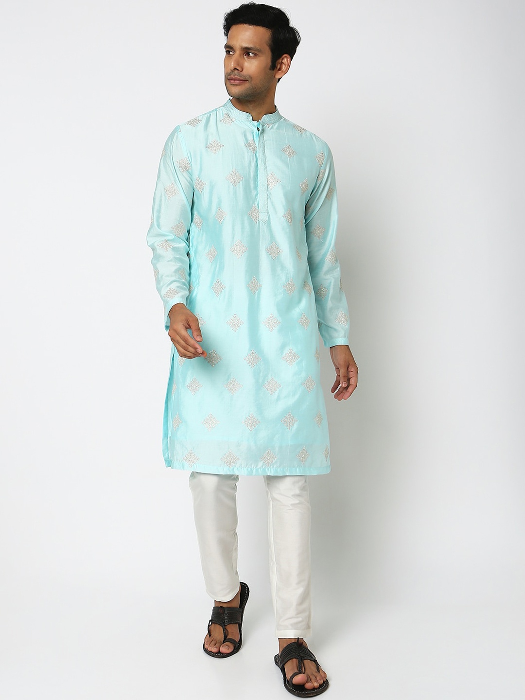 

Ethnicity Ethnic Motifs Zari Embellished Straight Kurta, Blue