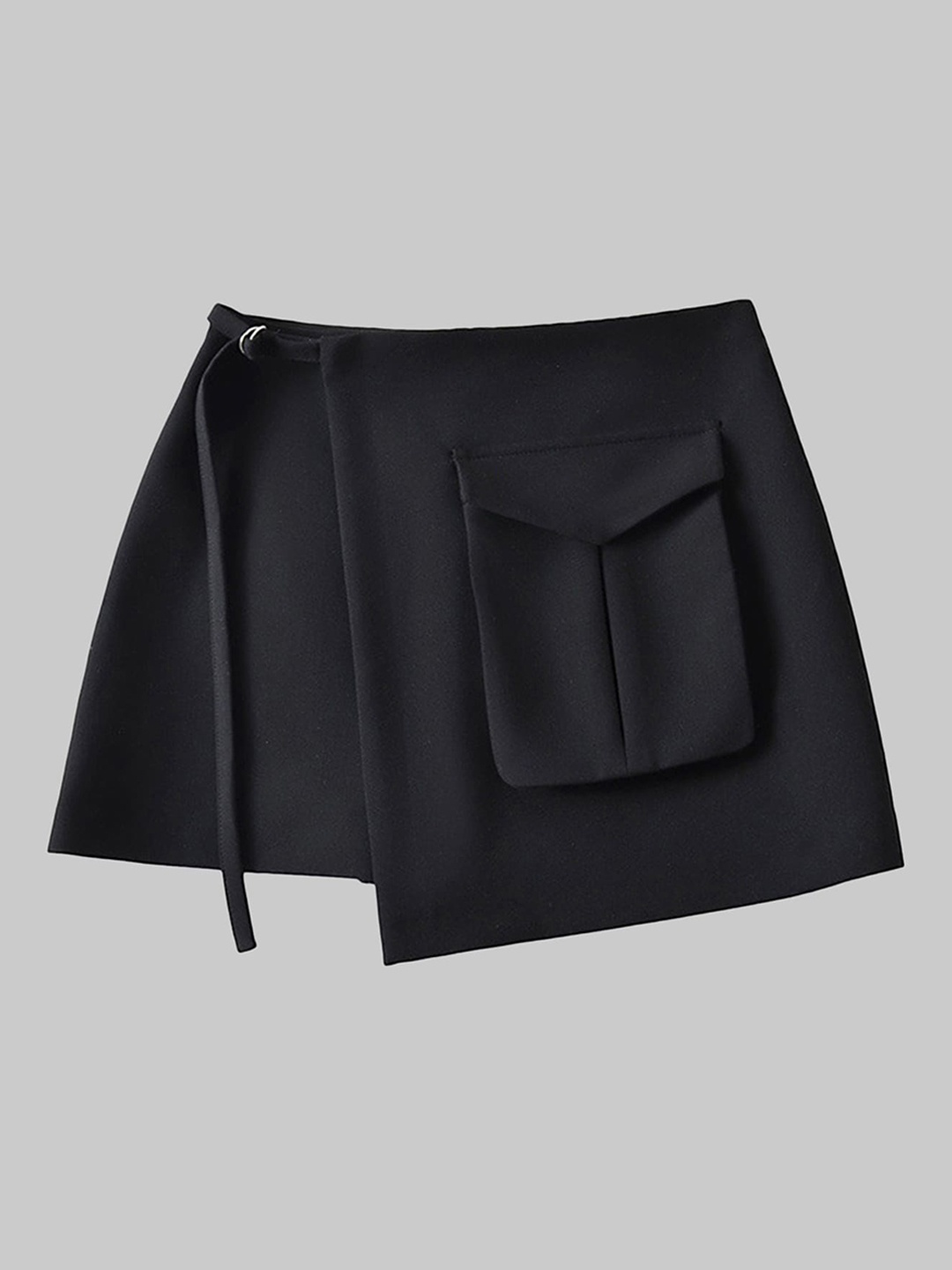 

LULU & SKY Slim Fit High-Rise Shorts, Black