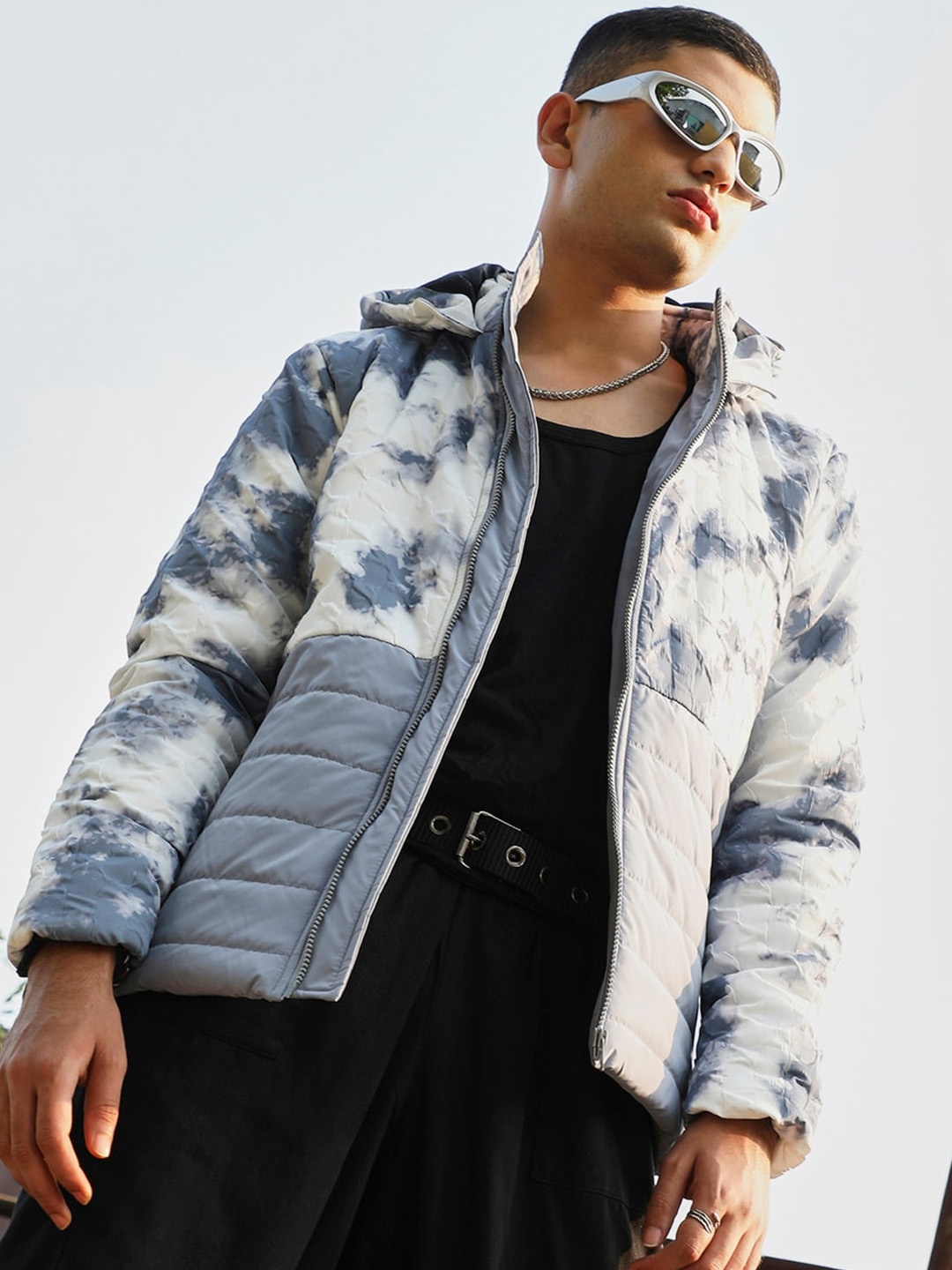 

Campus Sutra Tie and Dyed Hooded Windcheater Padded Jacket, White