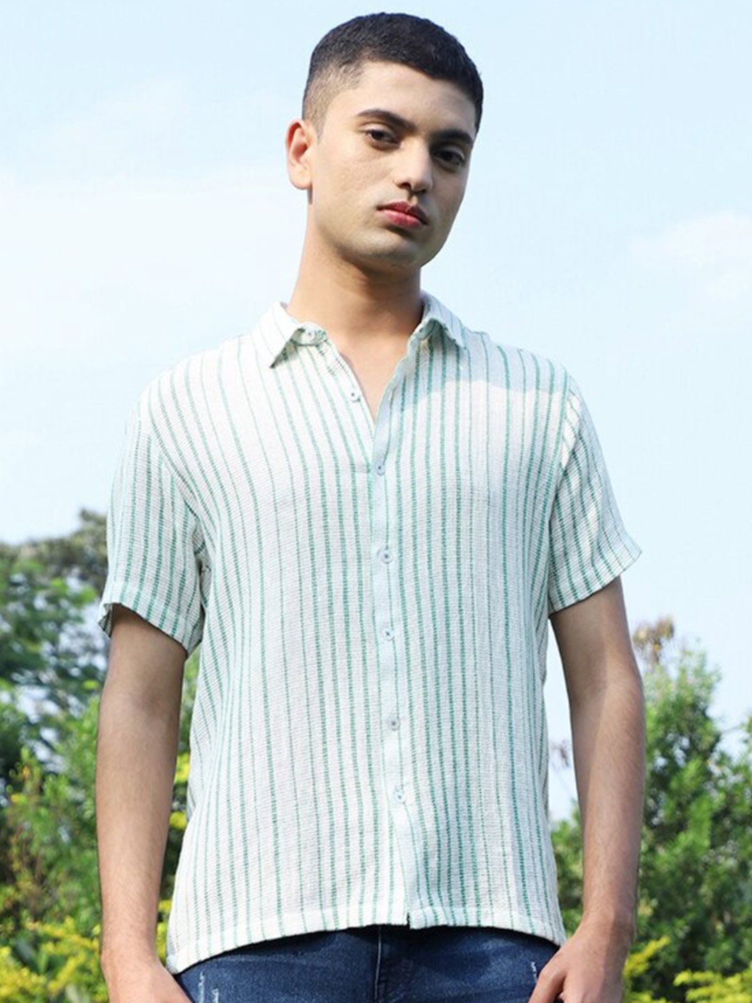 

Campus Sutra Classic Striped Cotton Casual Shirt, White