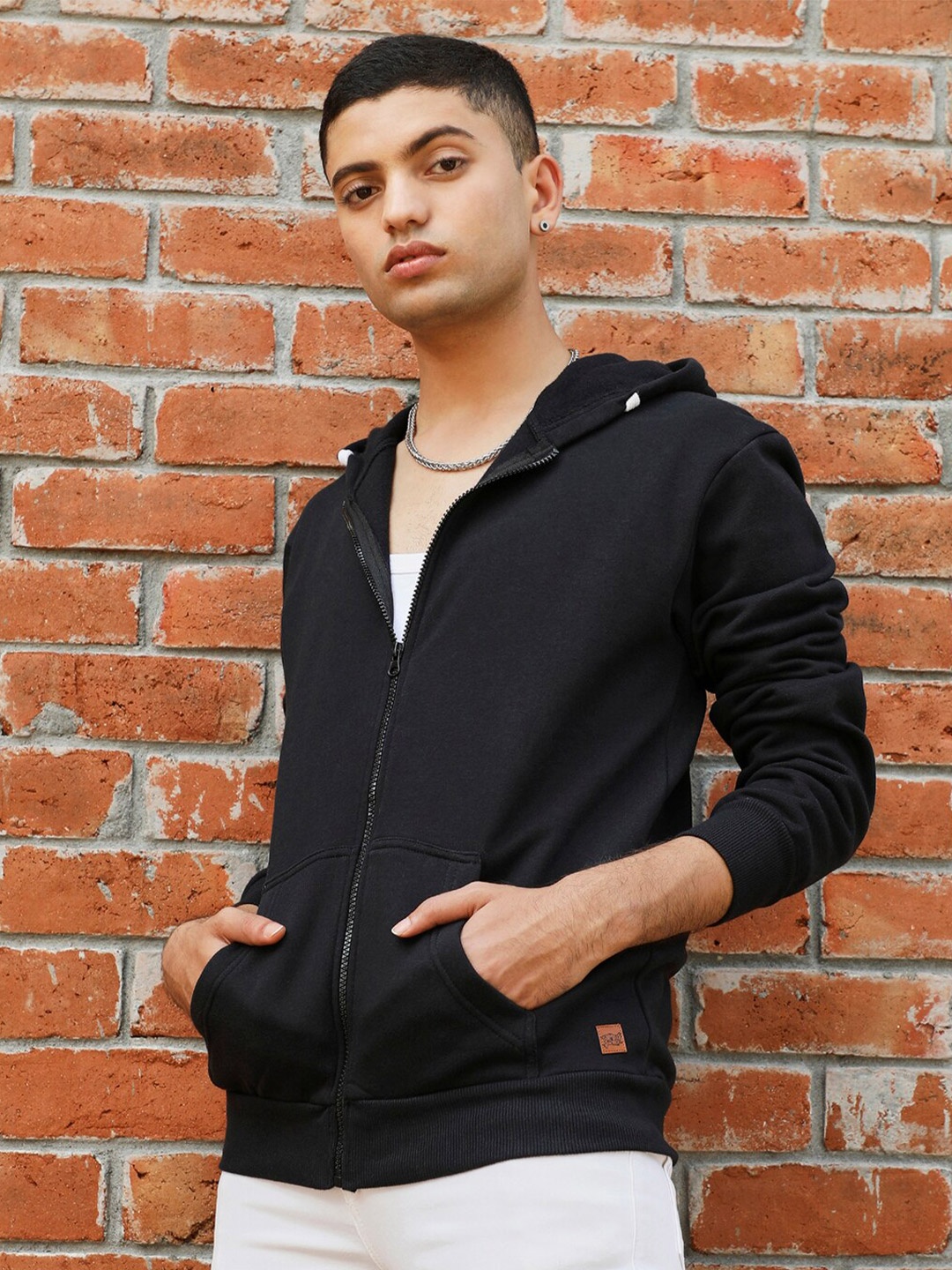 

Campus Sutra Hooded Cotton Sweatshirt, Black