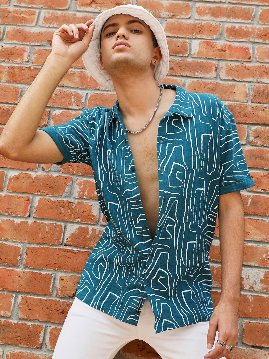 

Campus Sutra Classic Abstract Printed Linen & Cotton Casual Shirt, Teal