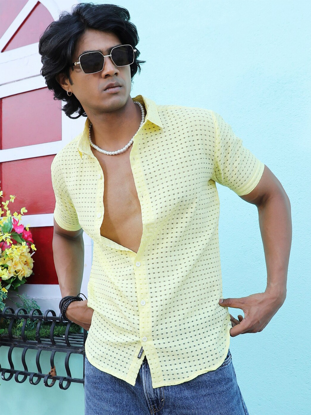 

Campus Sutra Classic Geometric Printed Casual Shirt, Yellow