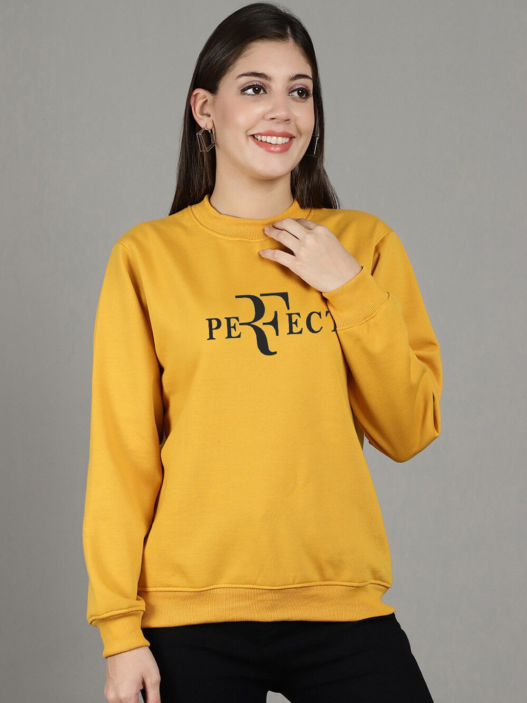 

GRACIT Typography Printed Fleece Pullover, Yellow