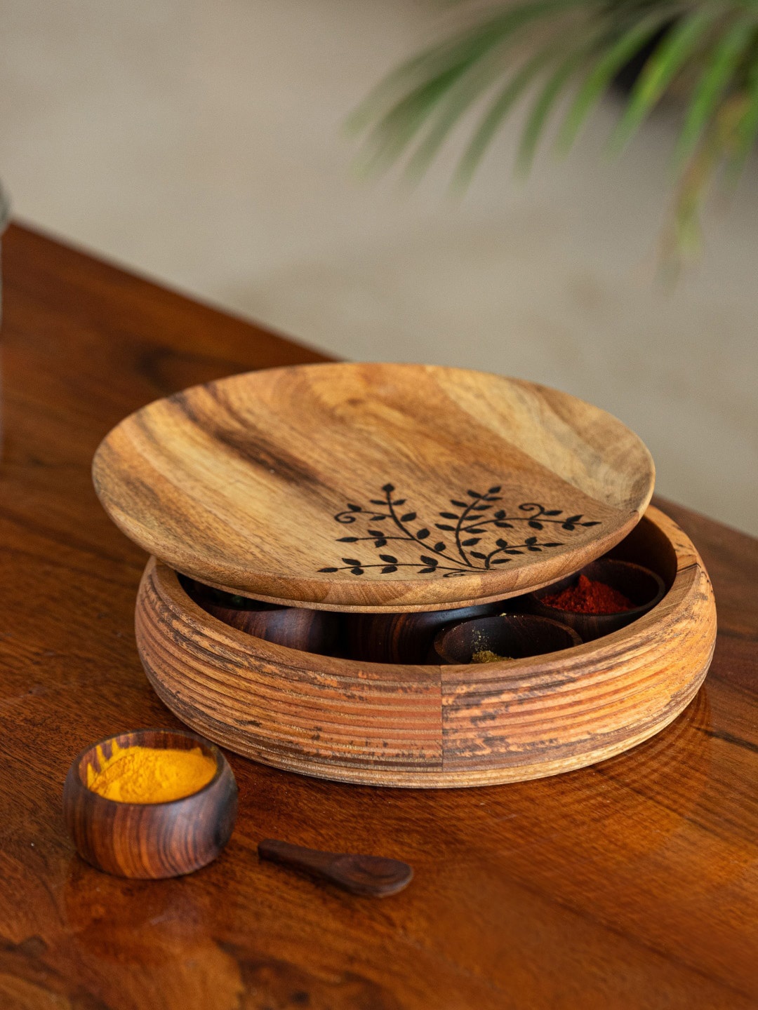 

ExclusiveLane Brown Burnt Leaf Spice Box With Spoon & 7 Containers