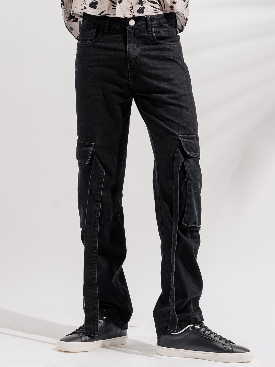 

FREAKINS Men Straight Fit High-Rise Cargo Pure Cotton Jeans, Black