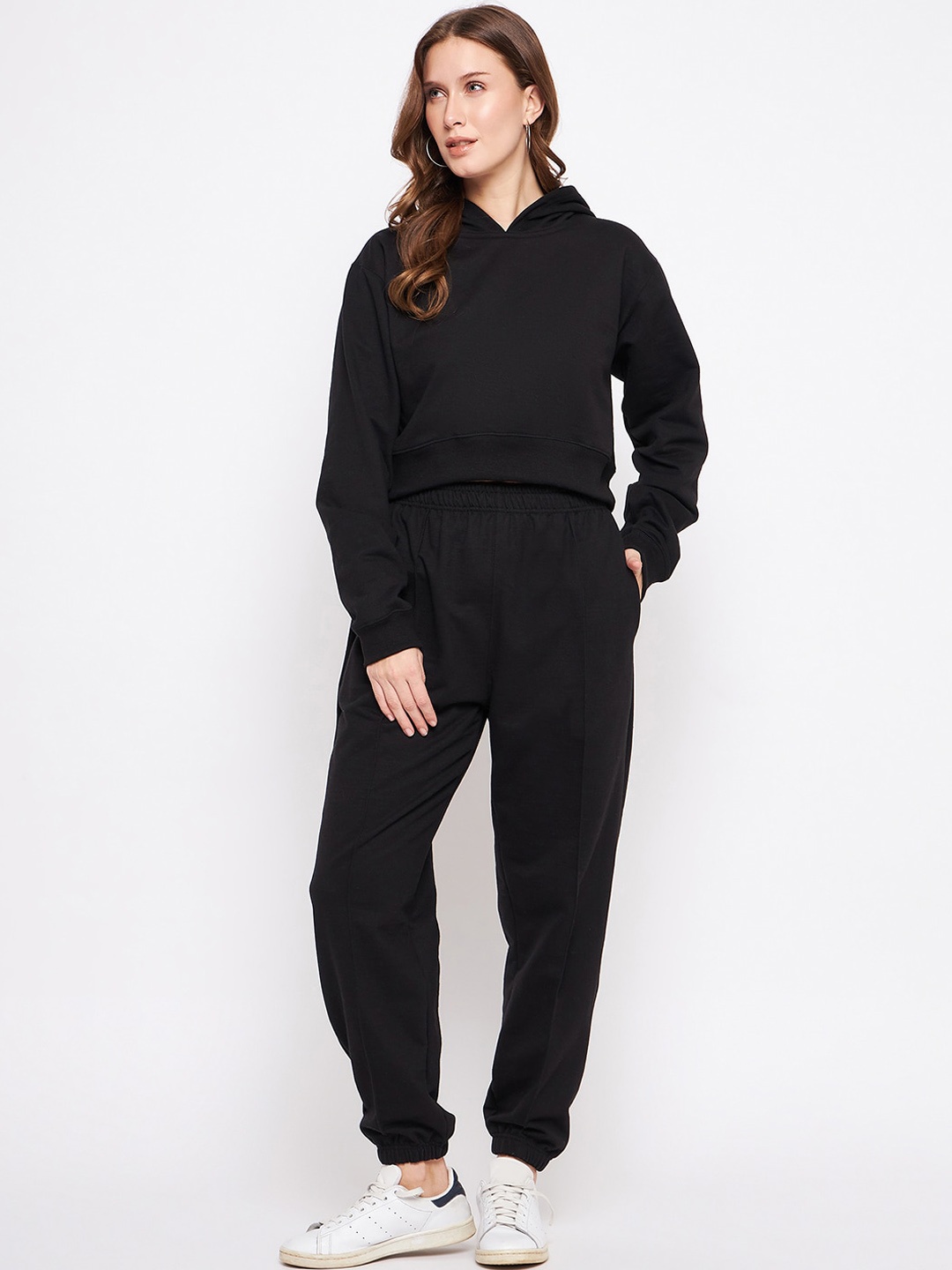 

TULIP 21 Hooded Crop Pullover With Joggers, Black