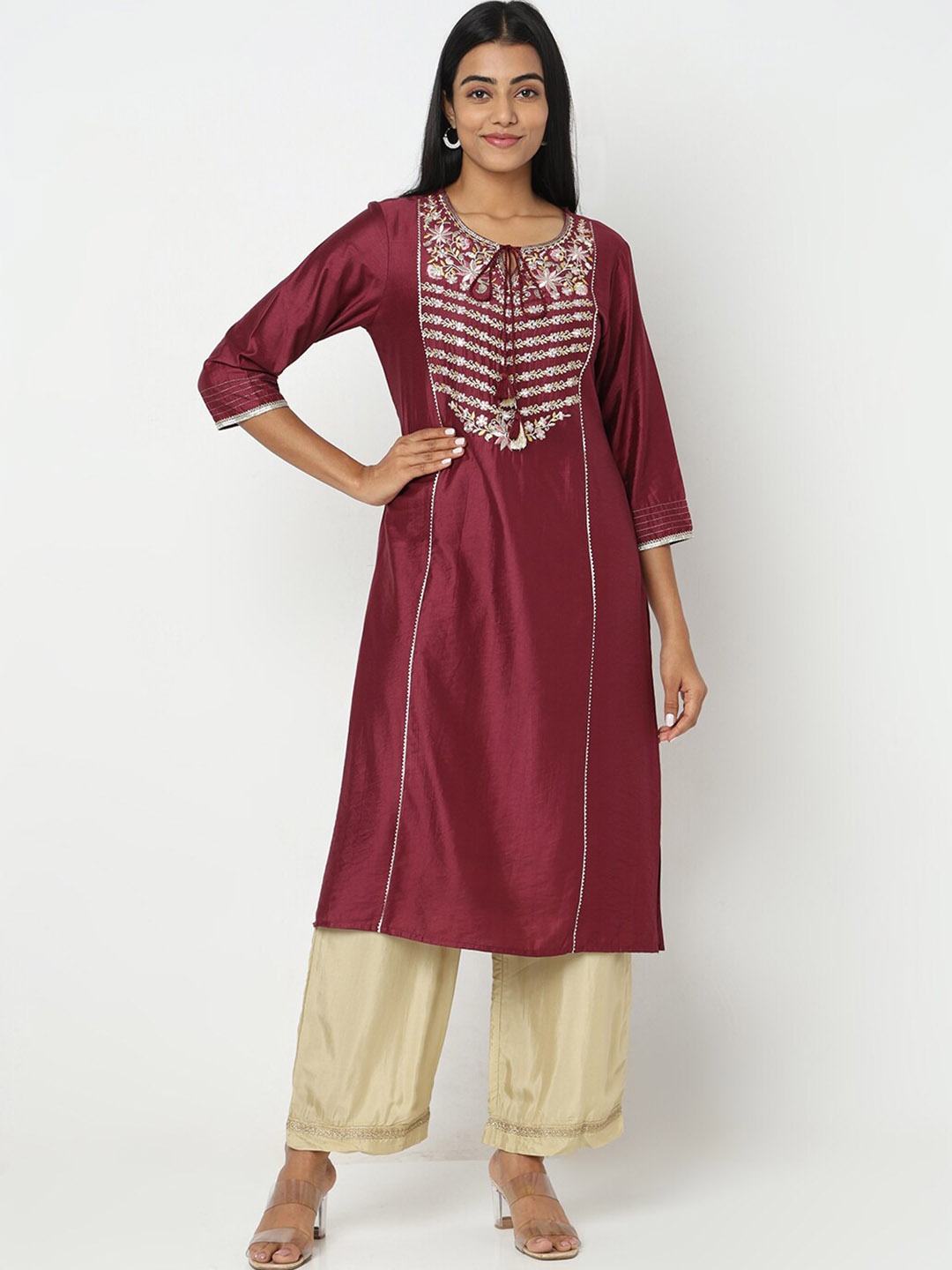 

Ethnicity Ethnic Motifs Yoke Design Kurta, Maroon