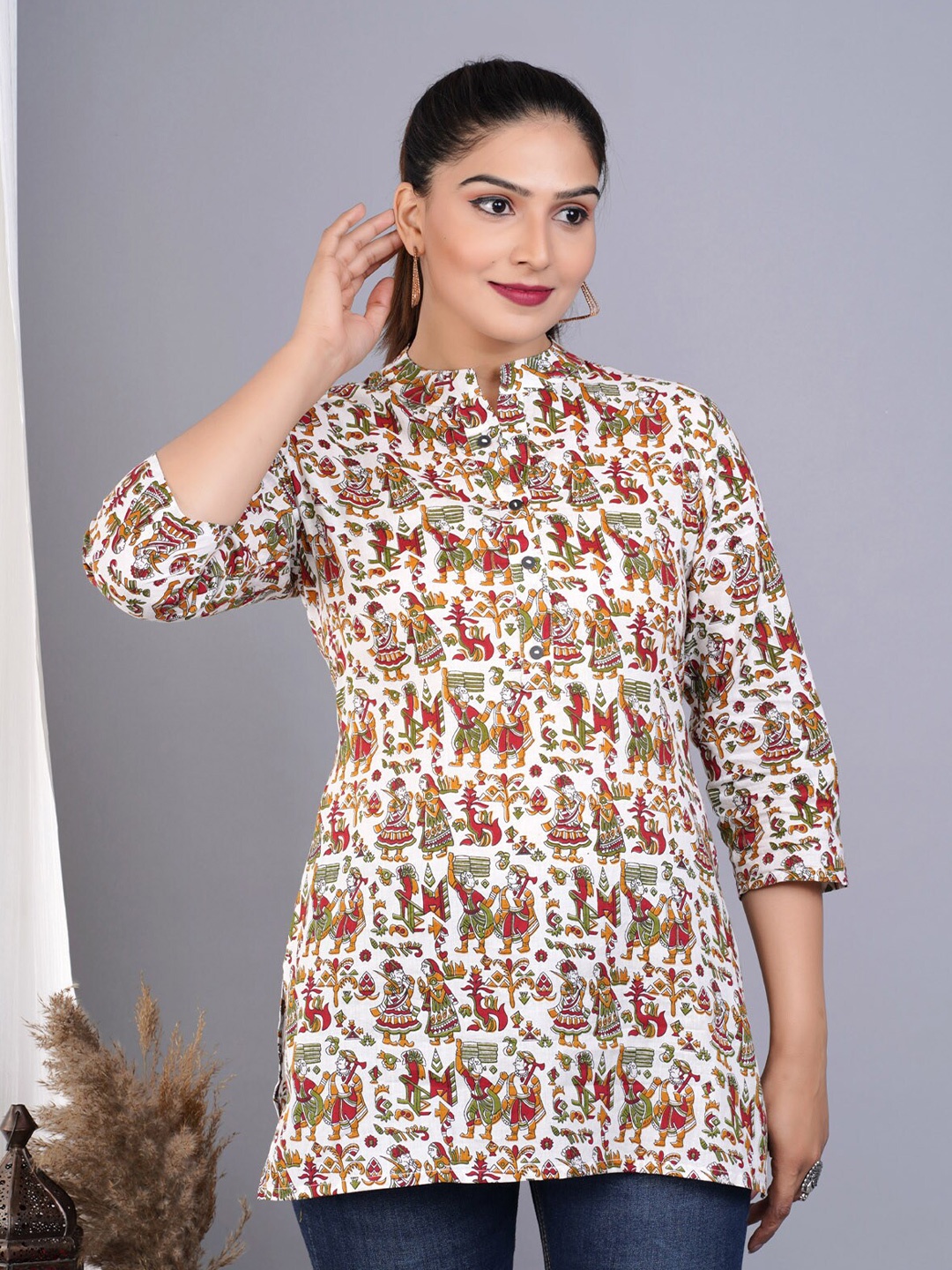 

BAESD Ethnic Motifs Printed Mandarin Collar Kurti, Beige