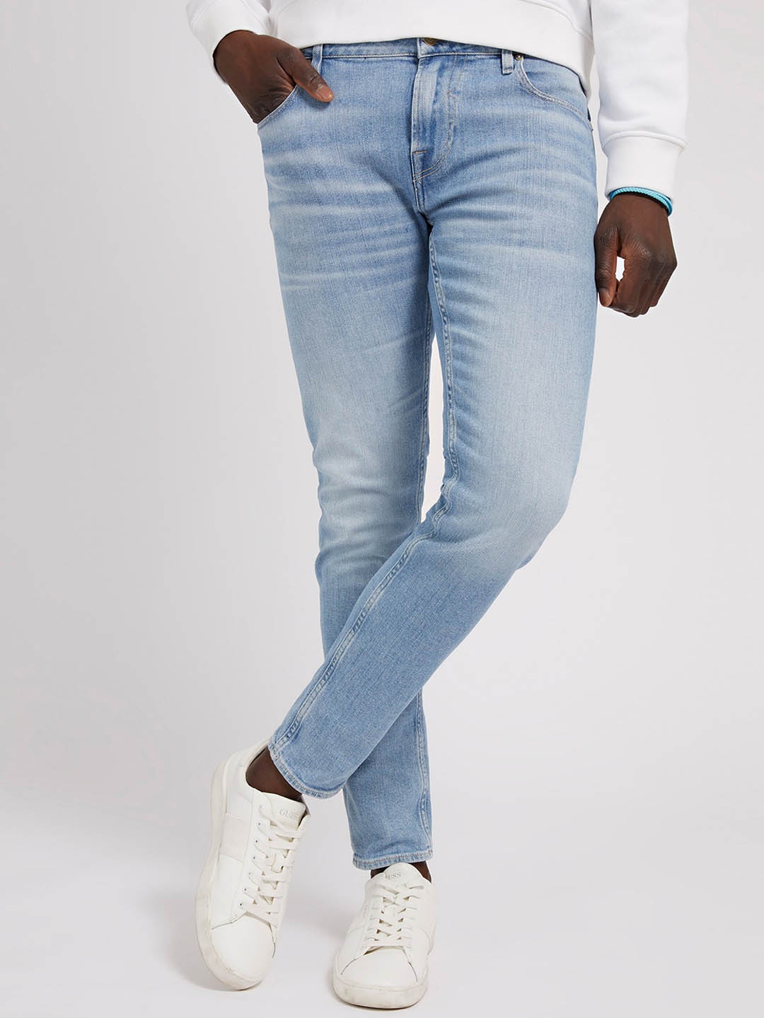 

GUESS Men Super Skinny Fit Heavy Fade Mid-Rise Stretchable Jeans, Blue