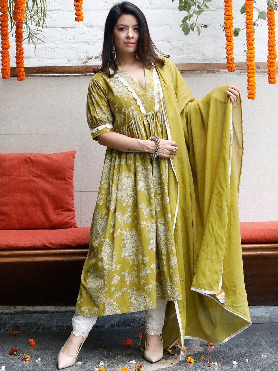 

FABNEST Printed Regular Pure Cotton Kurta with Trousers & Dupatta, Green