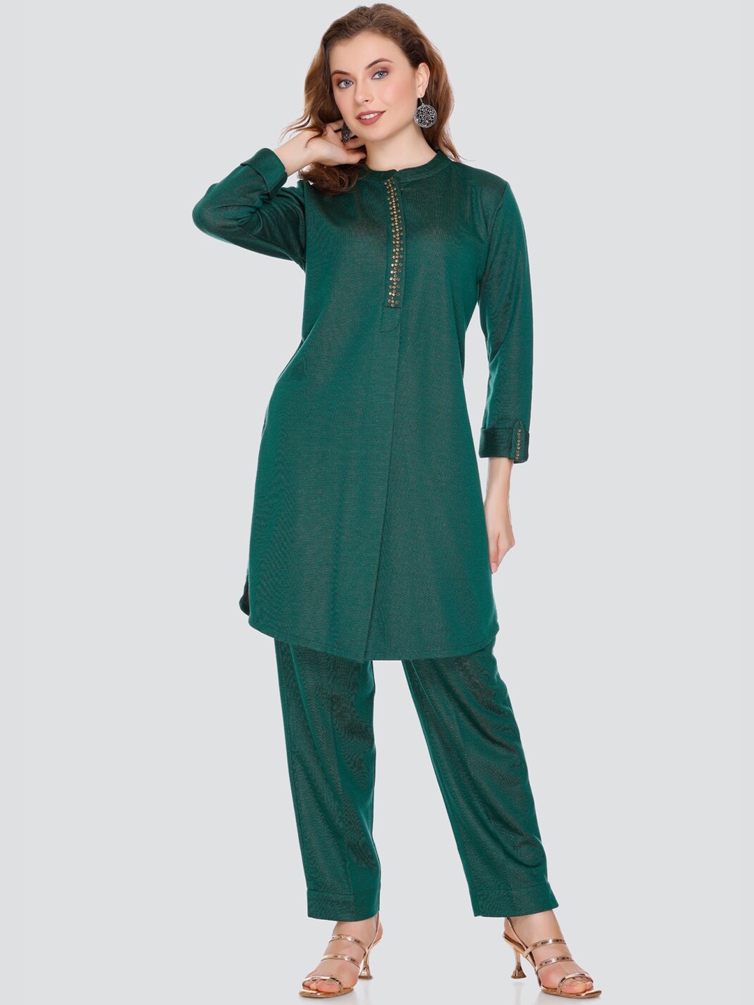 

Elthia Straight Kurta With Trouser, Green