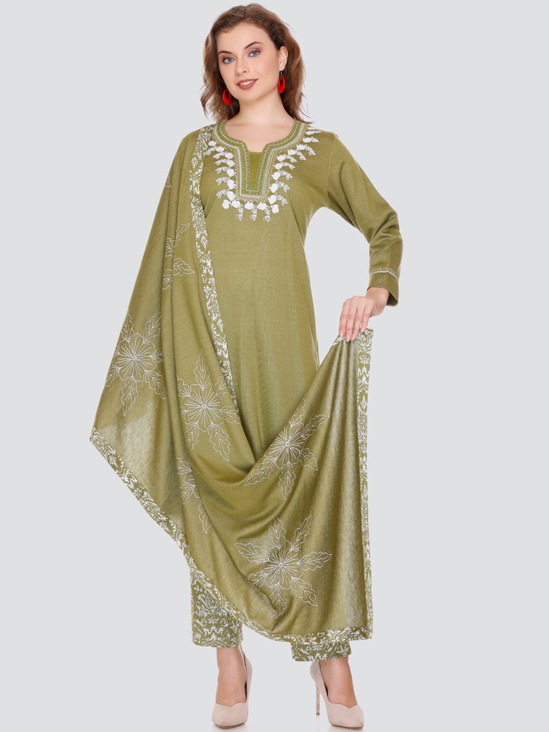 

Elthia Floral Yoke Design Straight Kurta With Trouser & Dupatta, Green