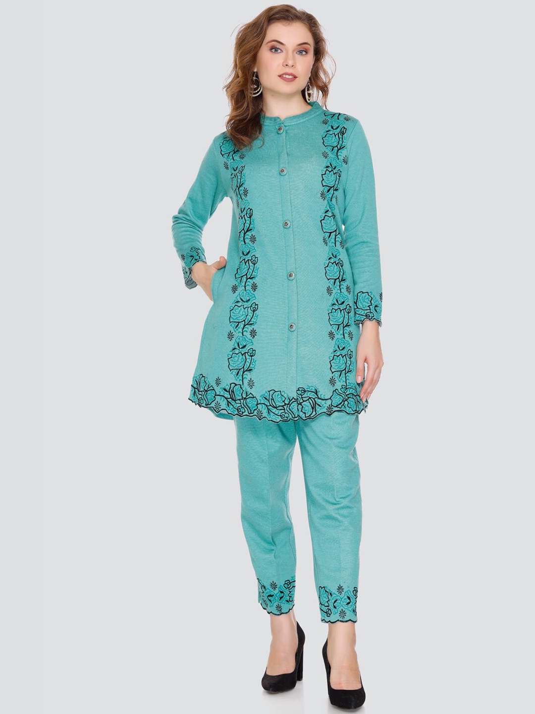 

Elthia Floral Embroidered Thread Work Mandarin Collar Straight Kurta With Trouser, Green