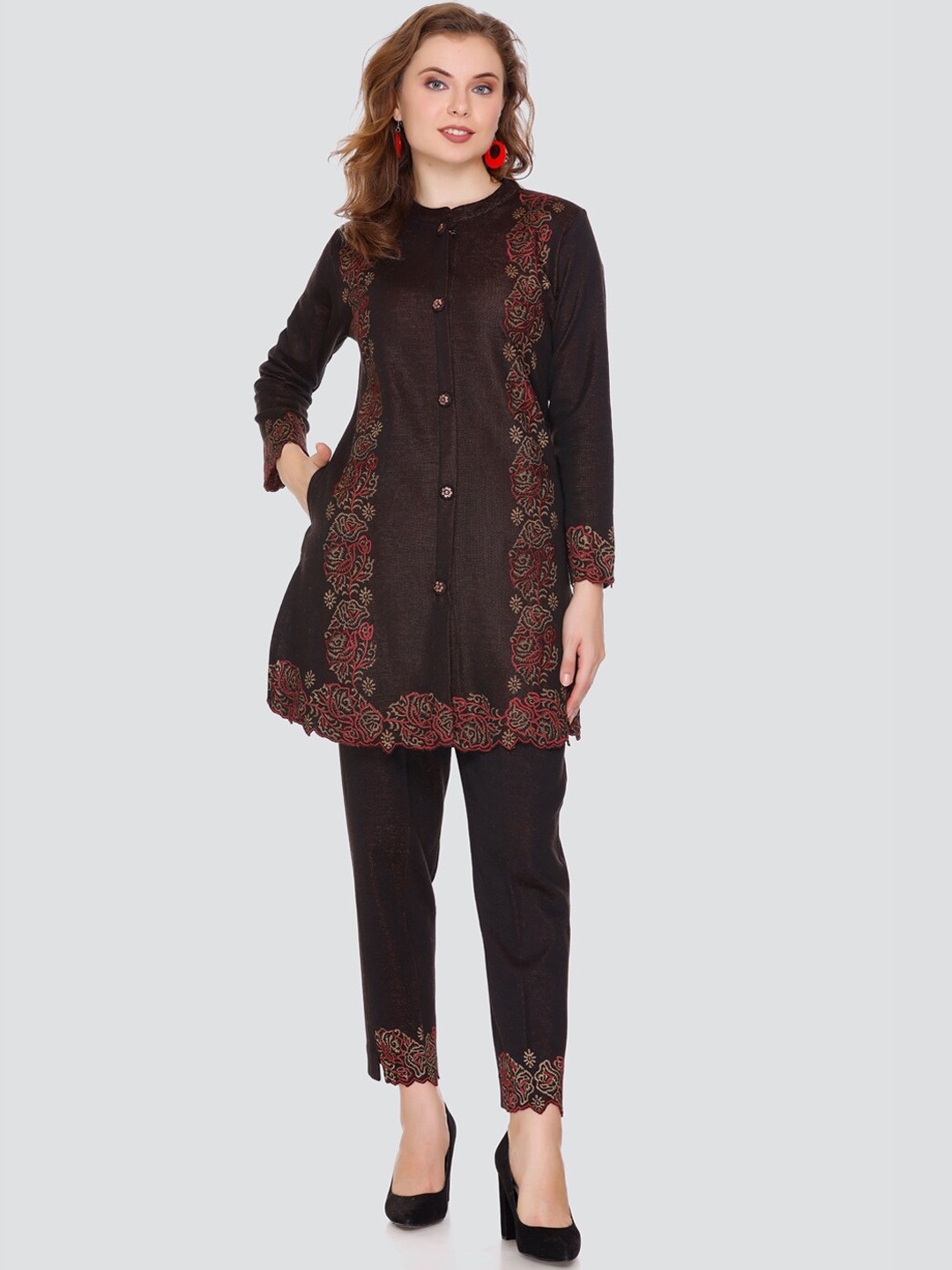 

Elthia Floral Embroidered Thread Work Mandarin Collar Straight Kurta With Trouser, Black