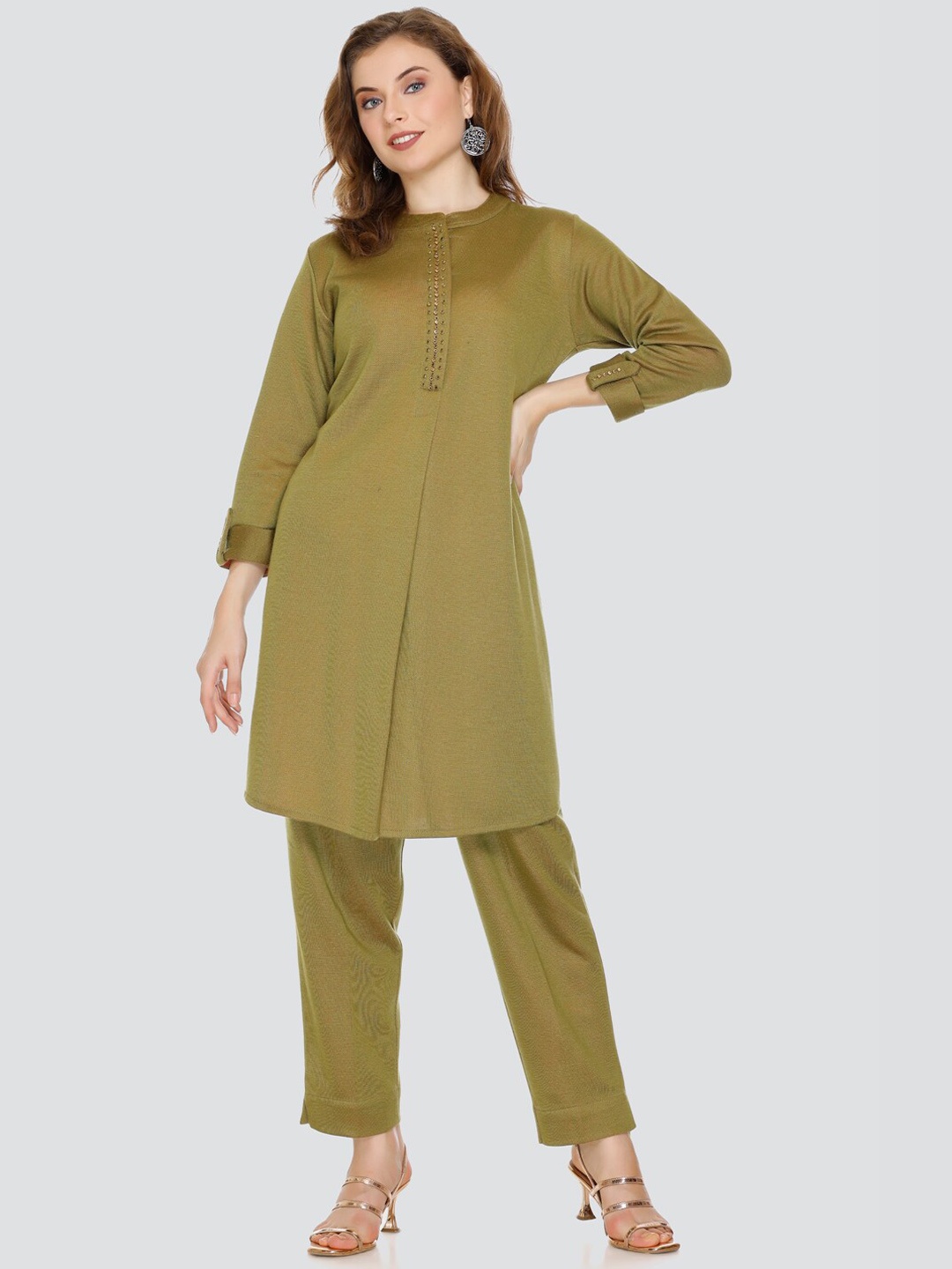 

Elthia Straight Kurta With Trouser, Green