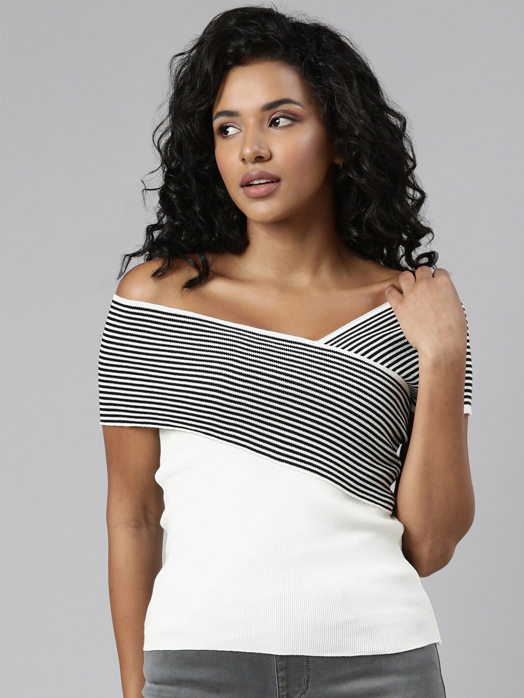

SHOWOFF Striped Off-Shoulder Acrylic Top, Off white