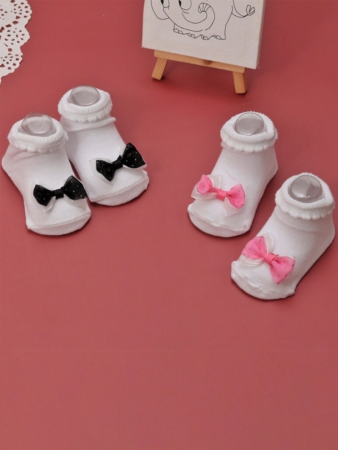 

Yellow Bee Infant Pack Set Of 2 Ankle-Length Socks, White