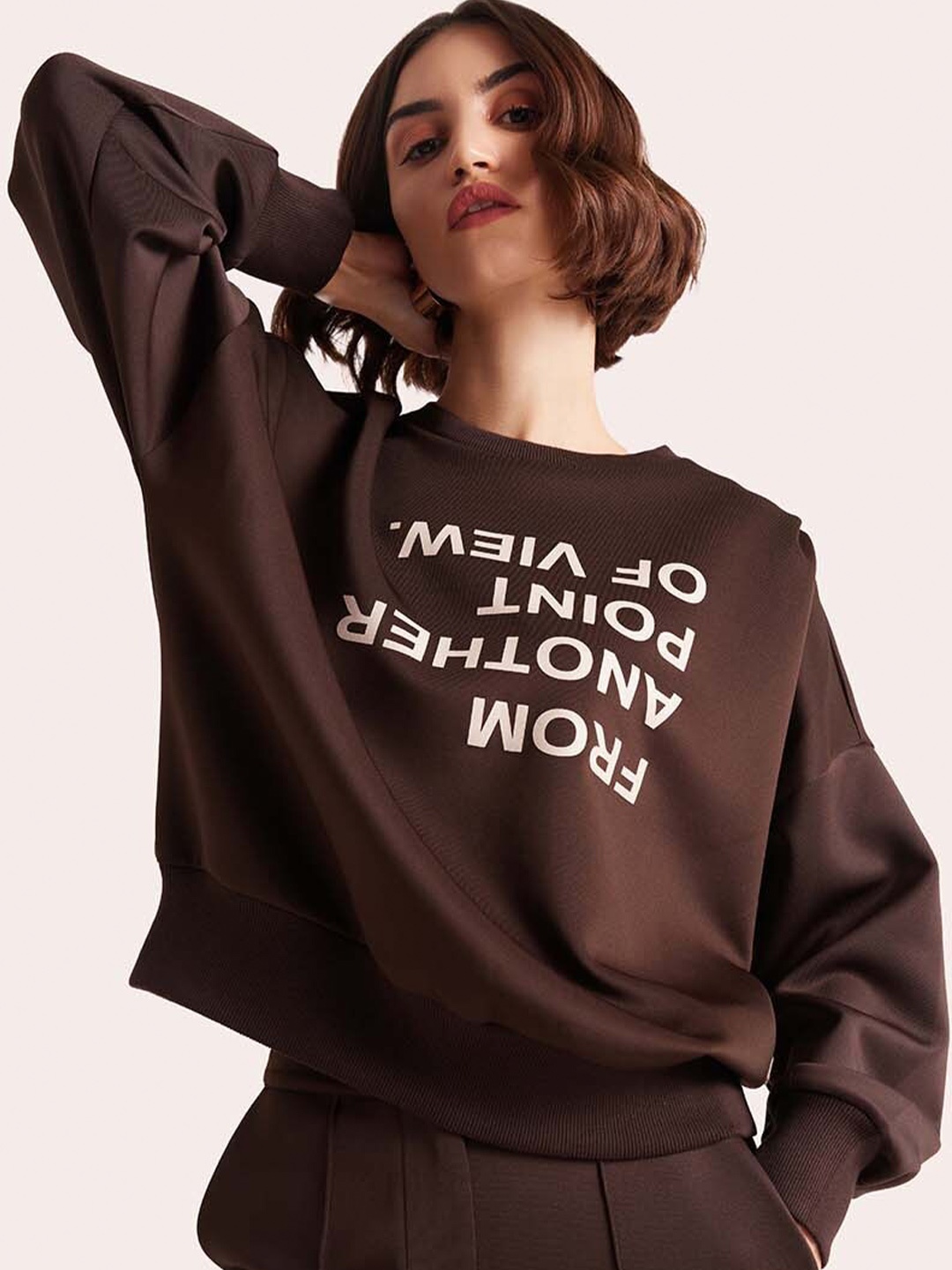 

Muvazo Typography Printed Pullover Sweatshirt, Brown