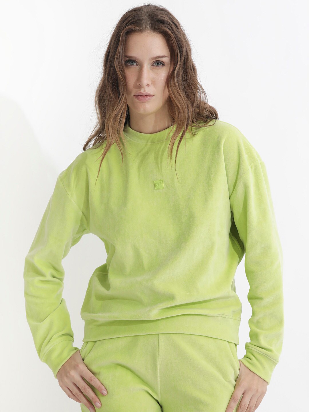 

RAREISM Round Neck Cotton Pullover Sweatshirt, Green