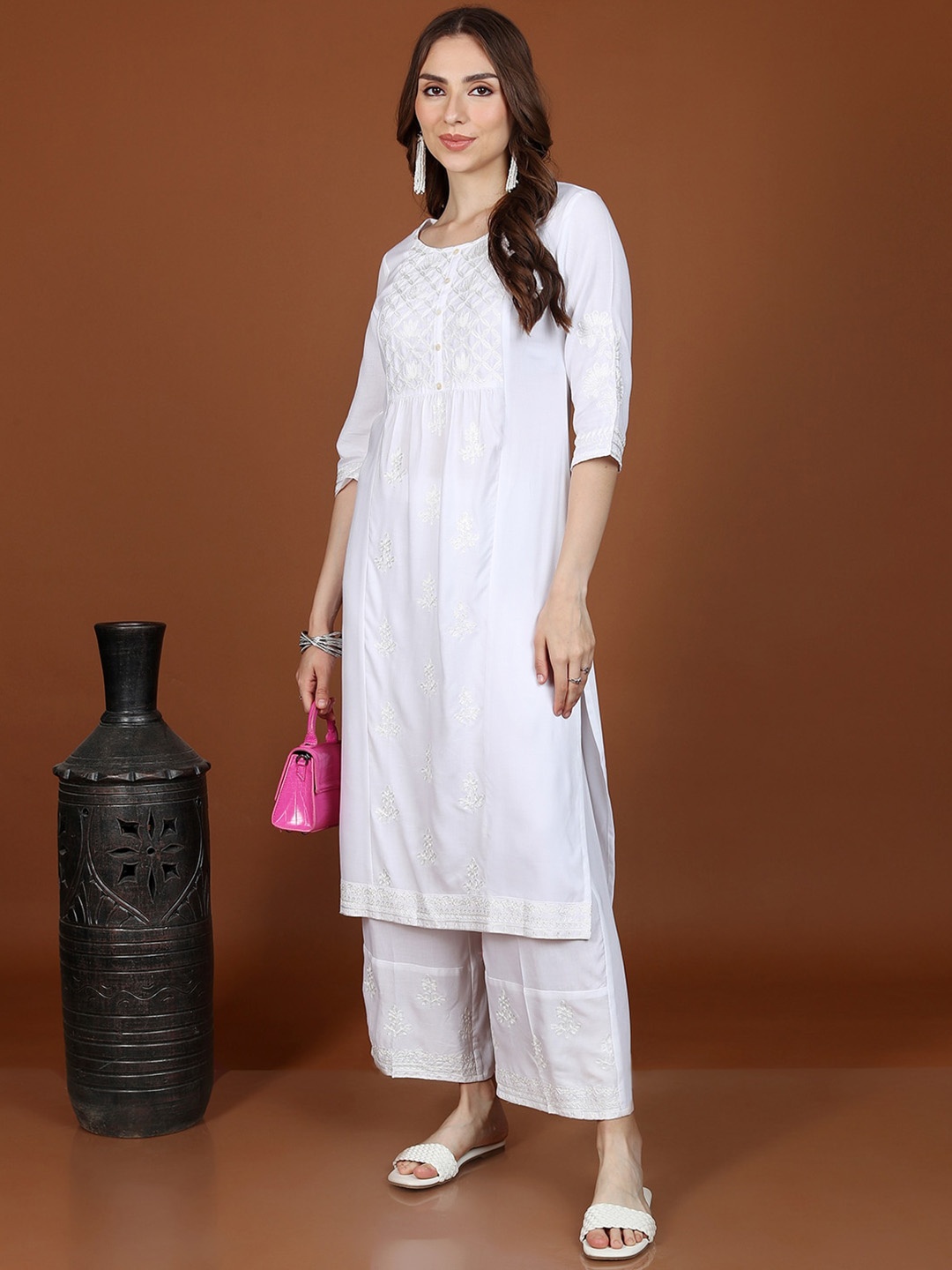 

Vishudh White Ethnic Motifs Embroidered Regular Kurta With Palazzos