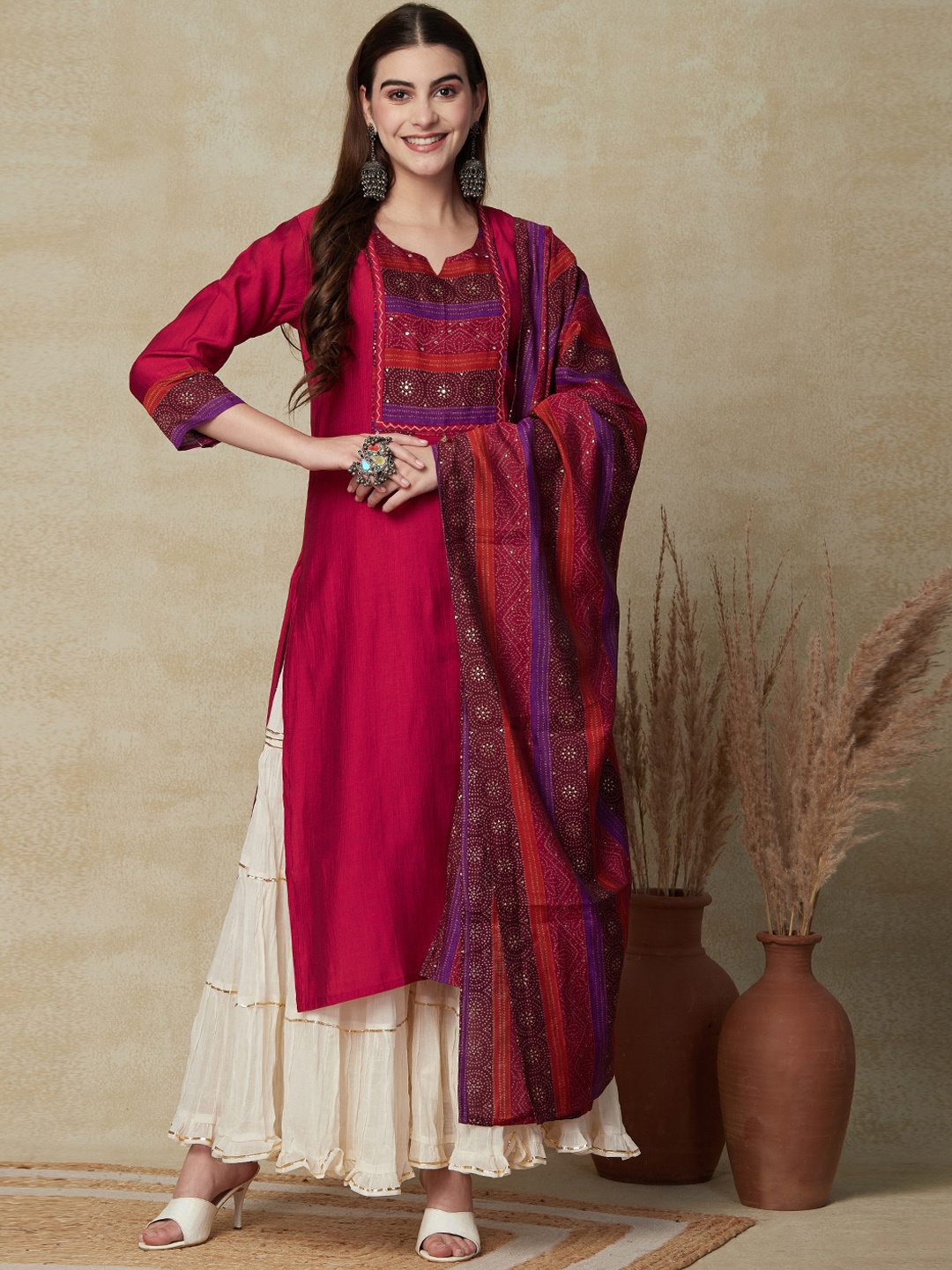 

FASHOR Bandhani Printed Sequinned Kurta With Dupatta, Pink