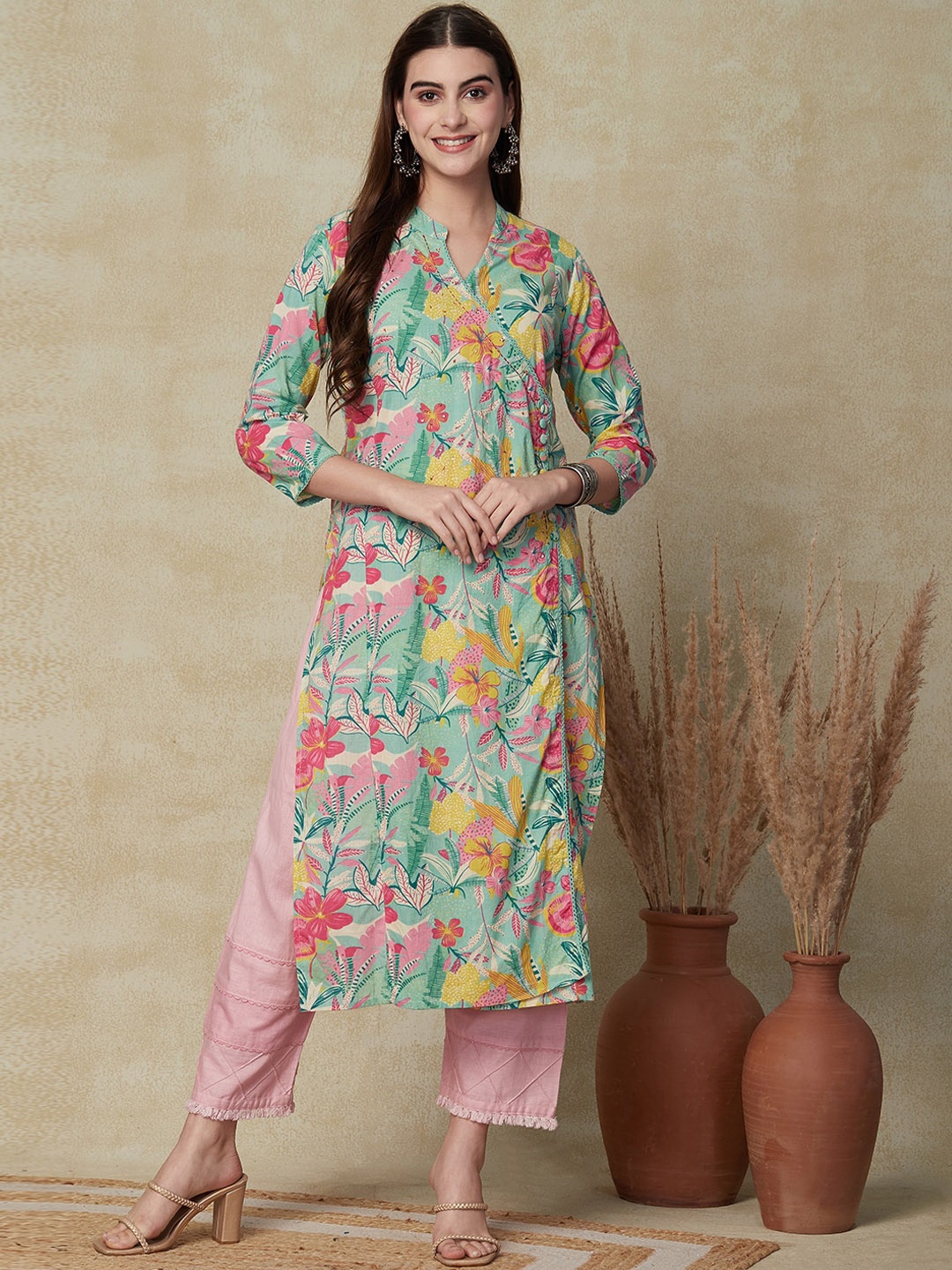 

FASHOR Floral Printed Mandarin Collar Cotton Kurta, Green