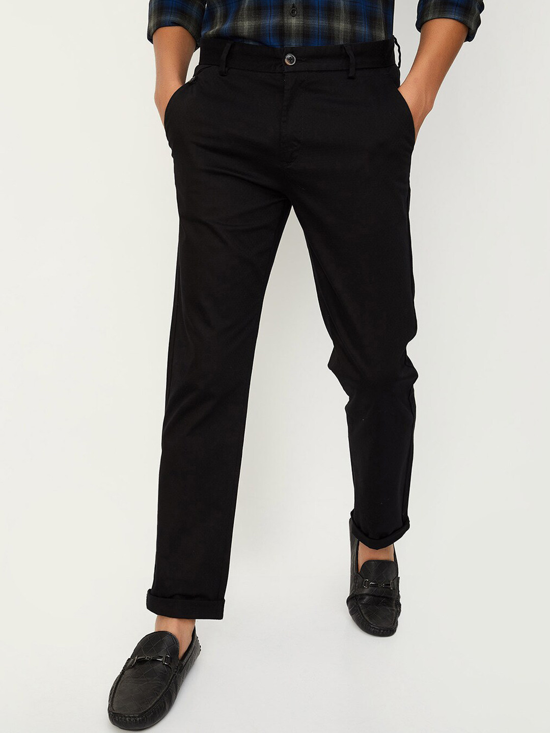 

max Men Mid Rise Chinos Trousers, Black