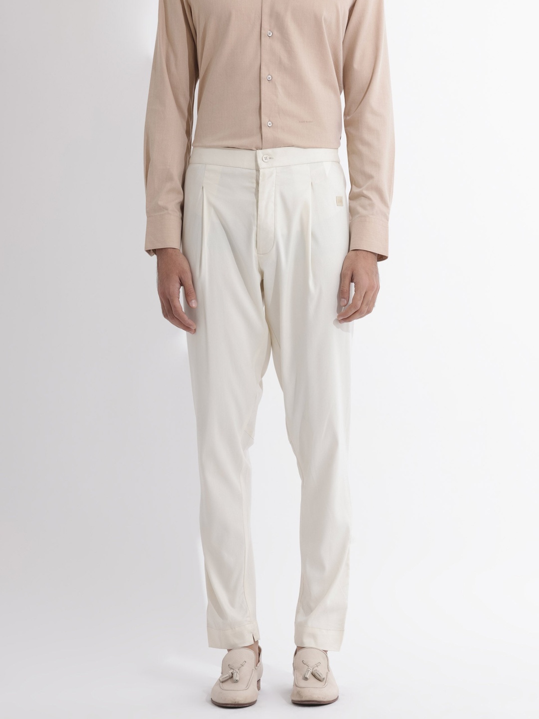 

RARE RABBIT Men Polin Regular Fit Mid-Rise Pleated Trousers, Beige
