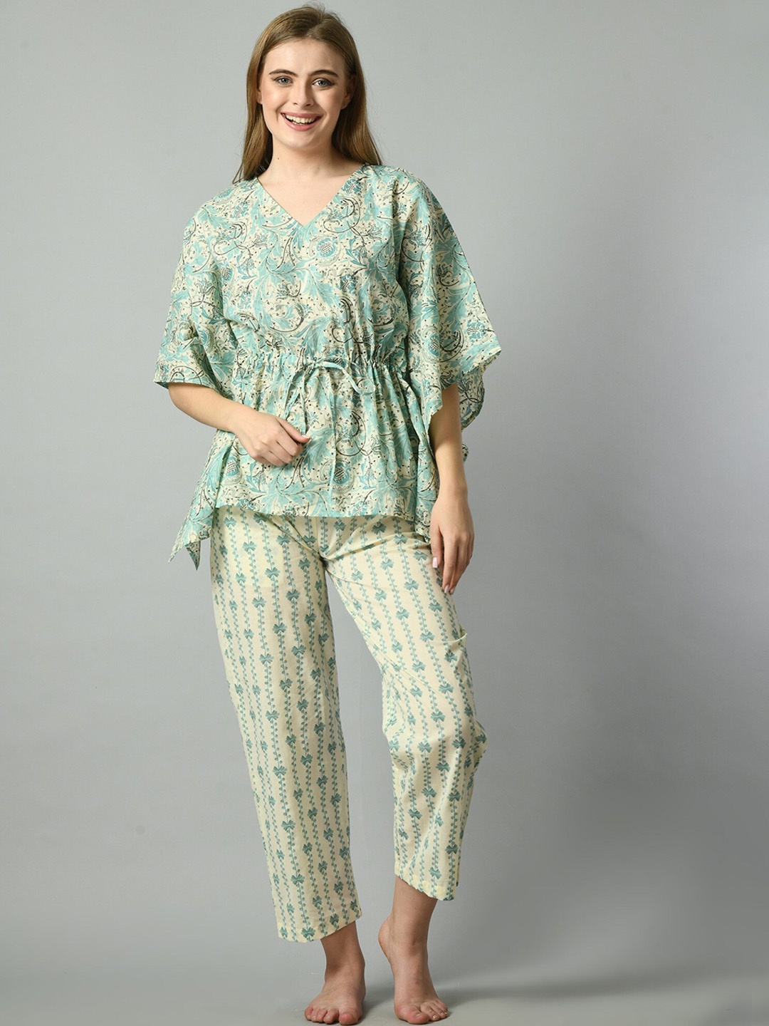 

TAKI TAKI Floral Printed Pure Cotton kaftan Night suit, Green