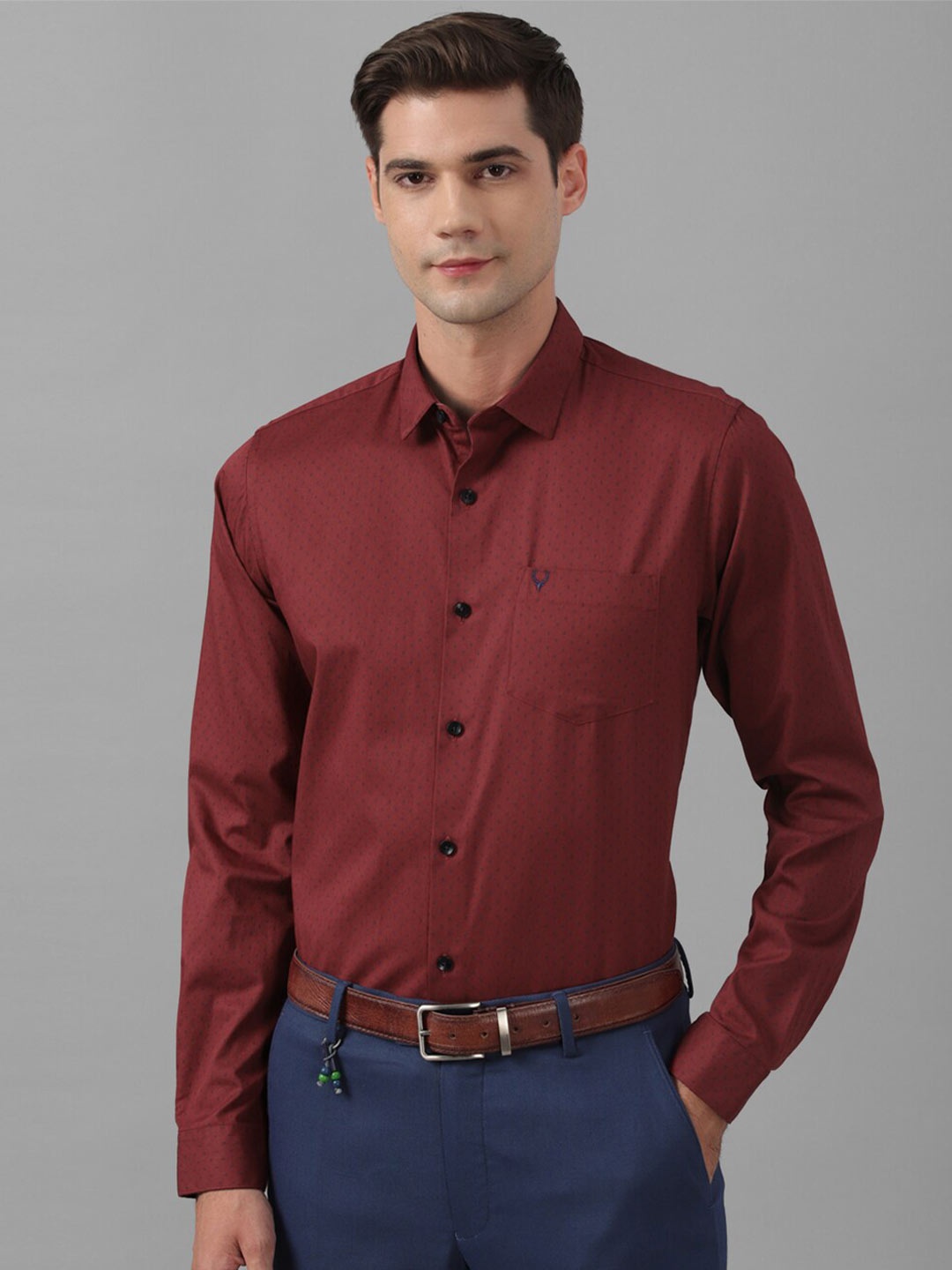 

Allen Solly Slim Fit Spread Collar Pure Cotton Formal Shirt, Maroon