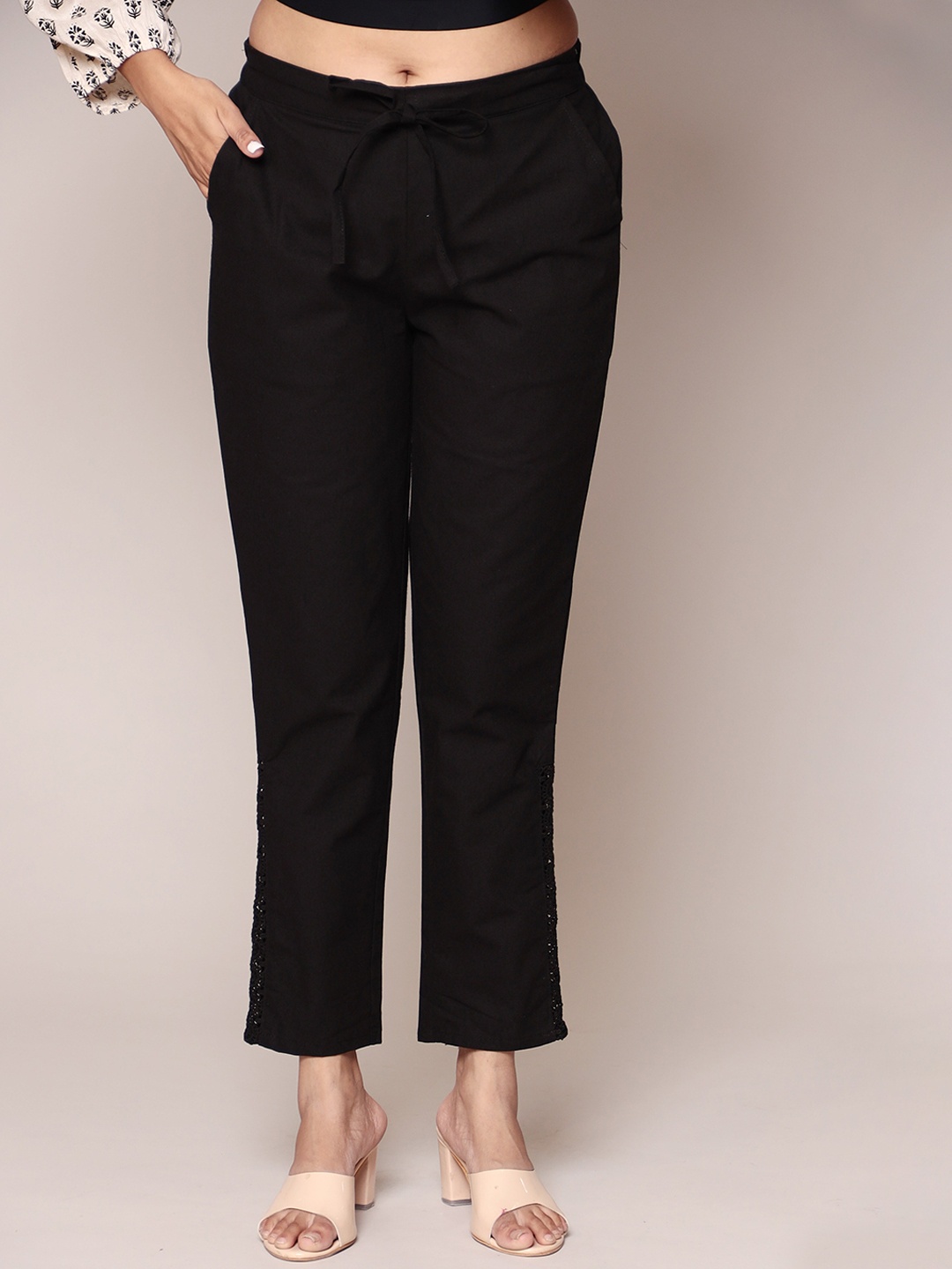 

ZARI Women Regular Fit Cotton Cigarette Trousers, Black