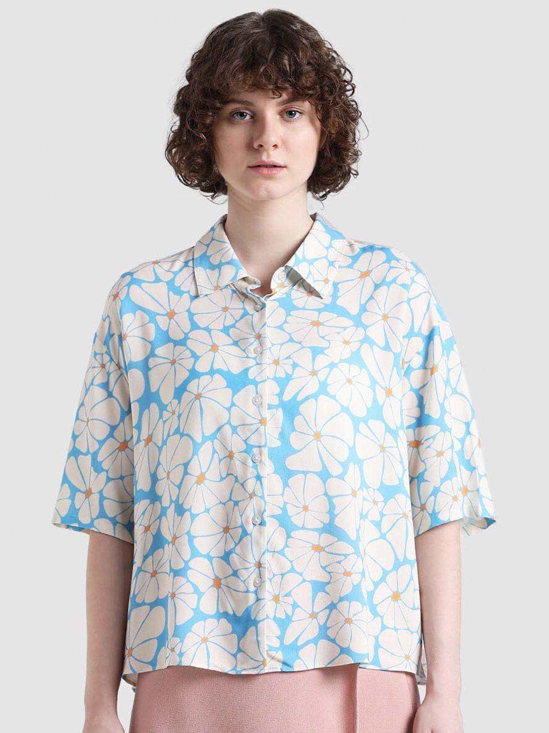 

ONLY Onlambyss Floral Printed Casual Shirt, Blue
